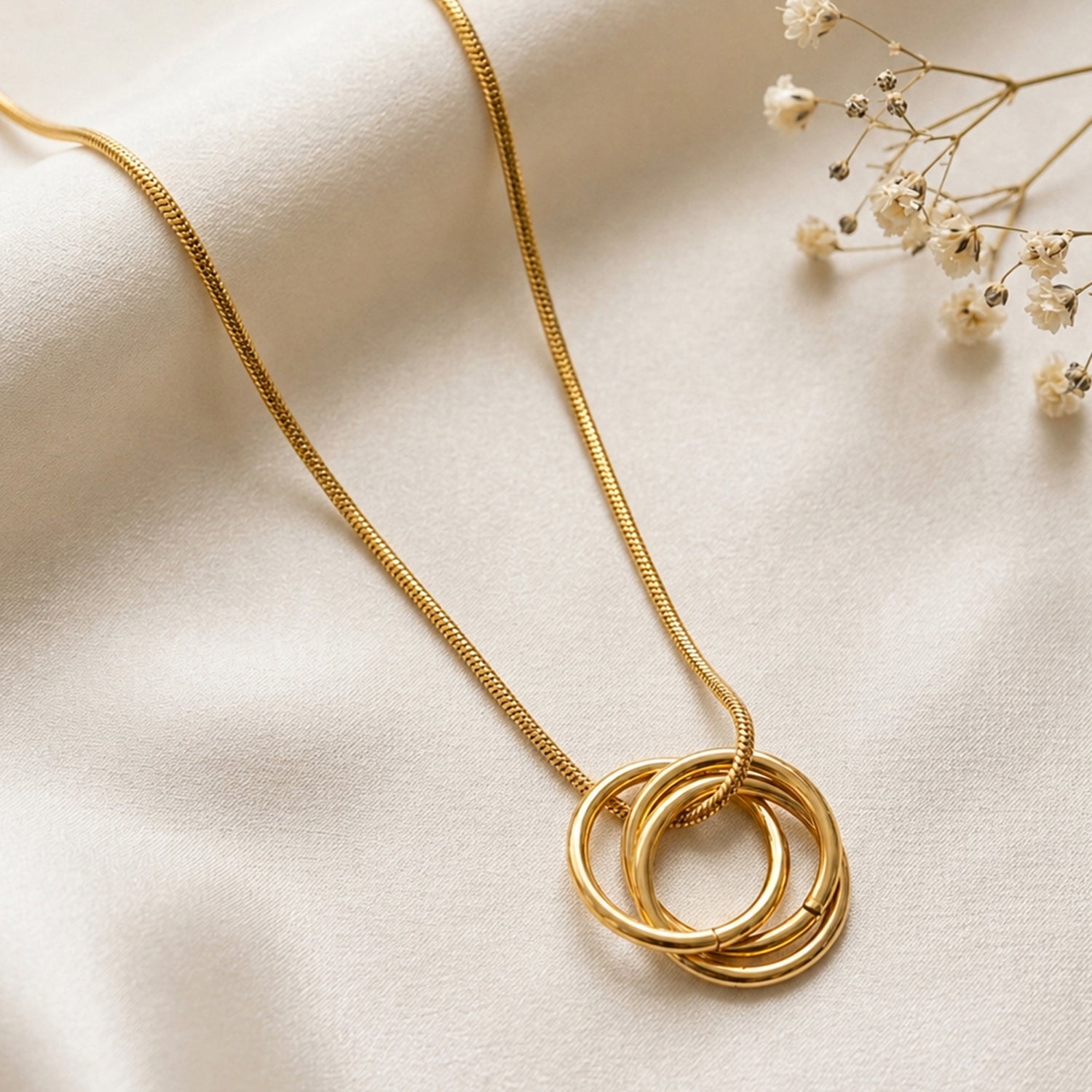 Artklim Triple Ring Interlinked Gold Anti-tarnish necklace