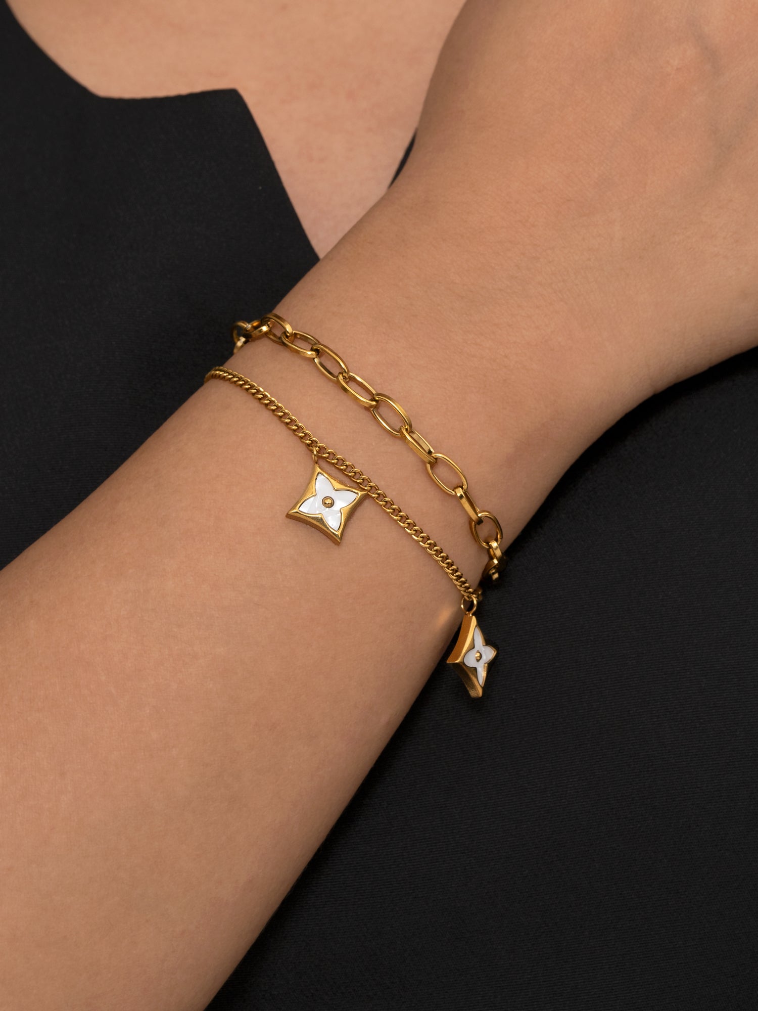 Artklim Gold Plated Anti Tarnish Star Luxe Dual Chain Bracelet