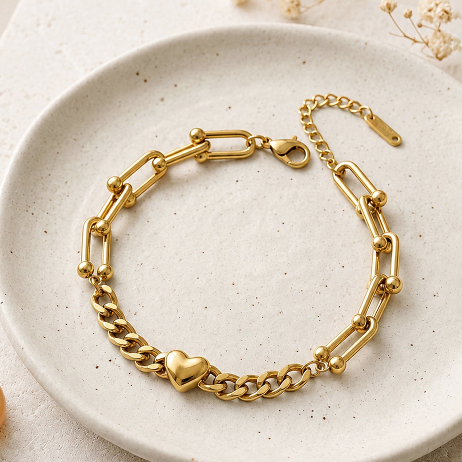 Artklim Golden Heart Link Chain Statement Gold-Tone Anti-Tarnish Bracelet