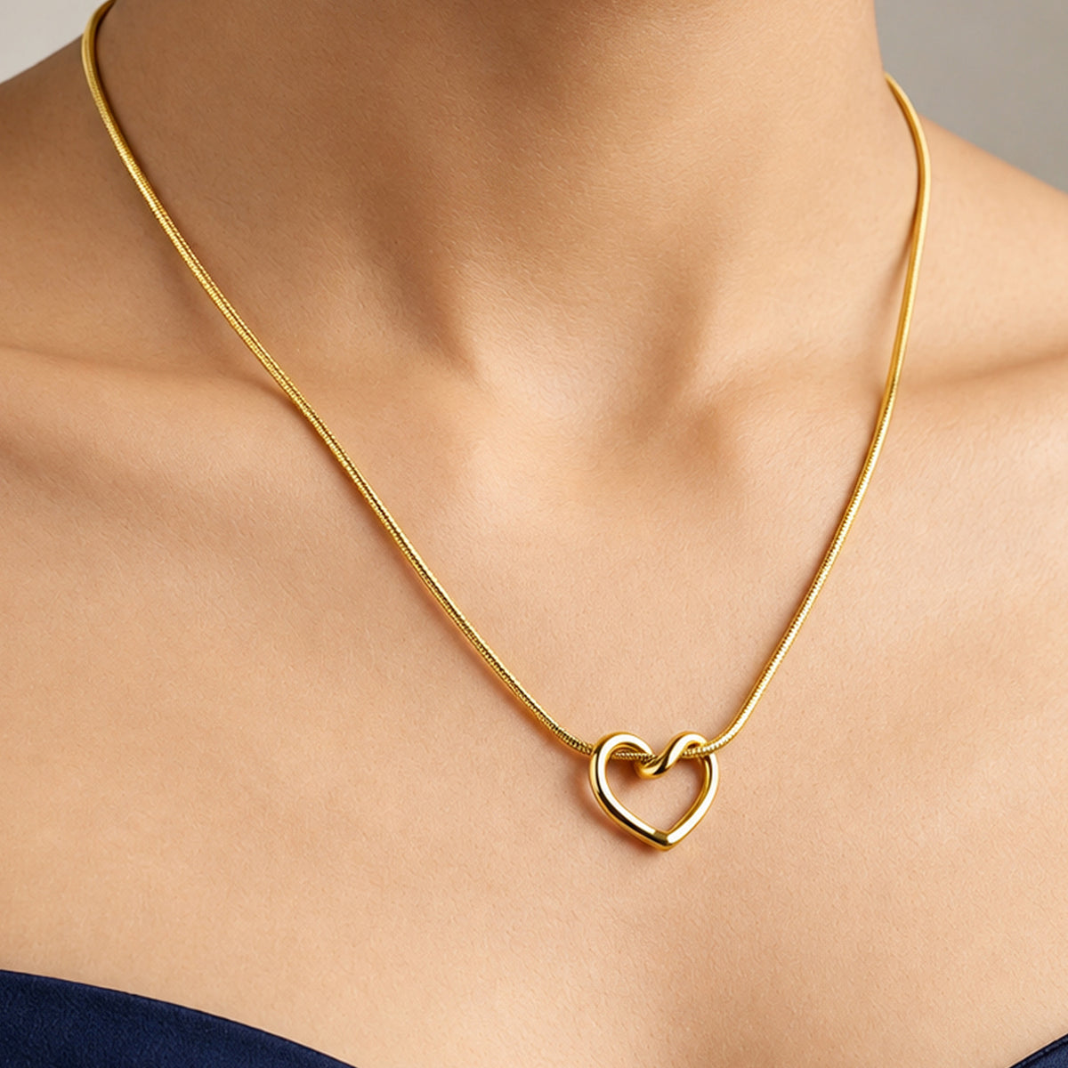 Artklim Elegant Heart Shape Crystal Cut Anti-Tarnish Pendant Necklace