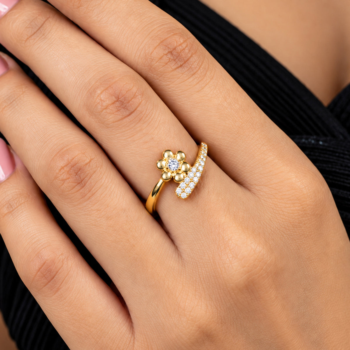Artklim Dainty Floral Sparkle Gold-Tone Anti-Tarnish Ring