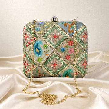 Artklim Elegant Pastel Grey Embroidered Clutch