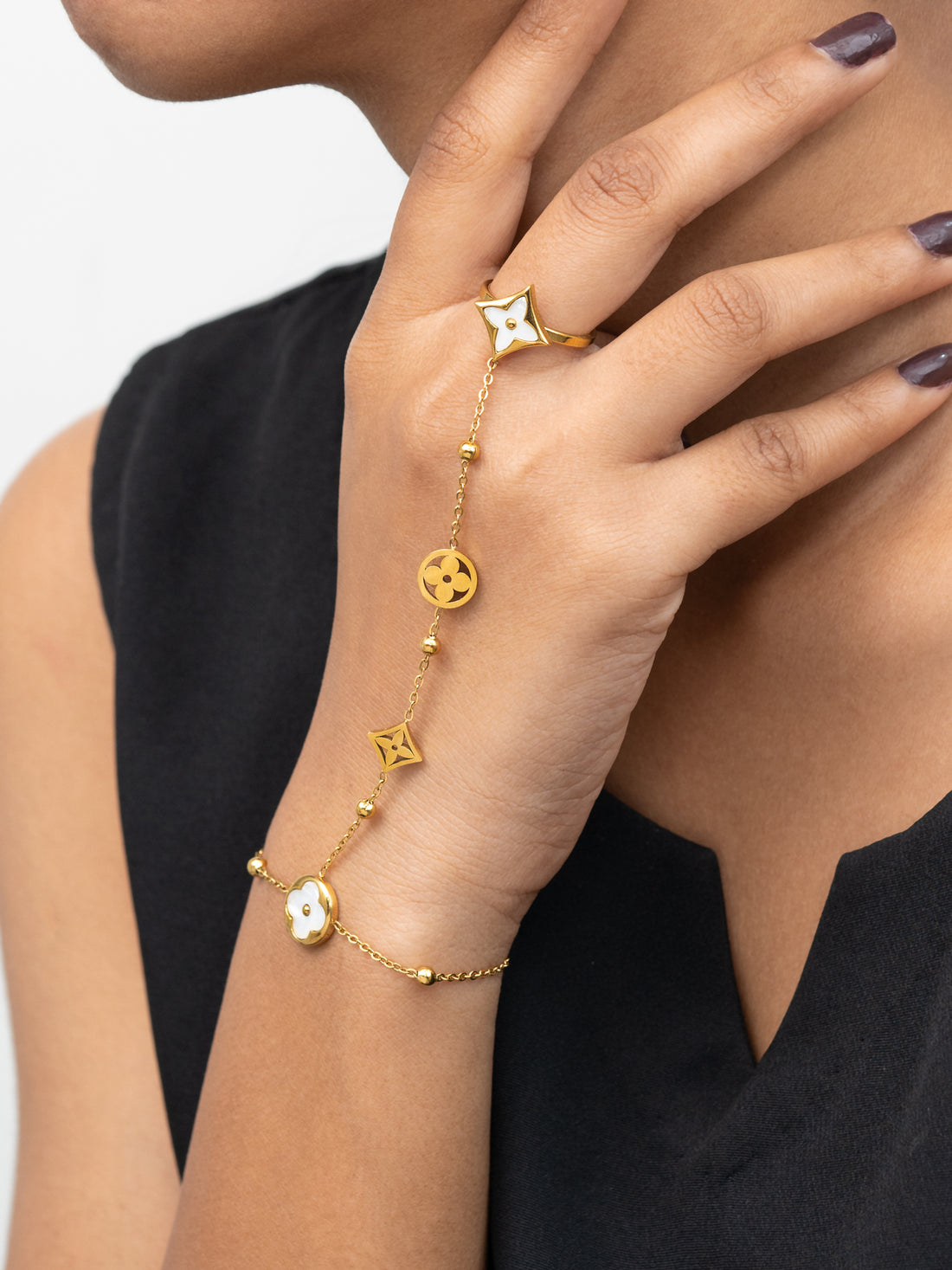 Artklim Floral Motif Anti-Tarnish Ring Bracelet