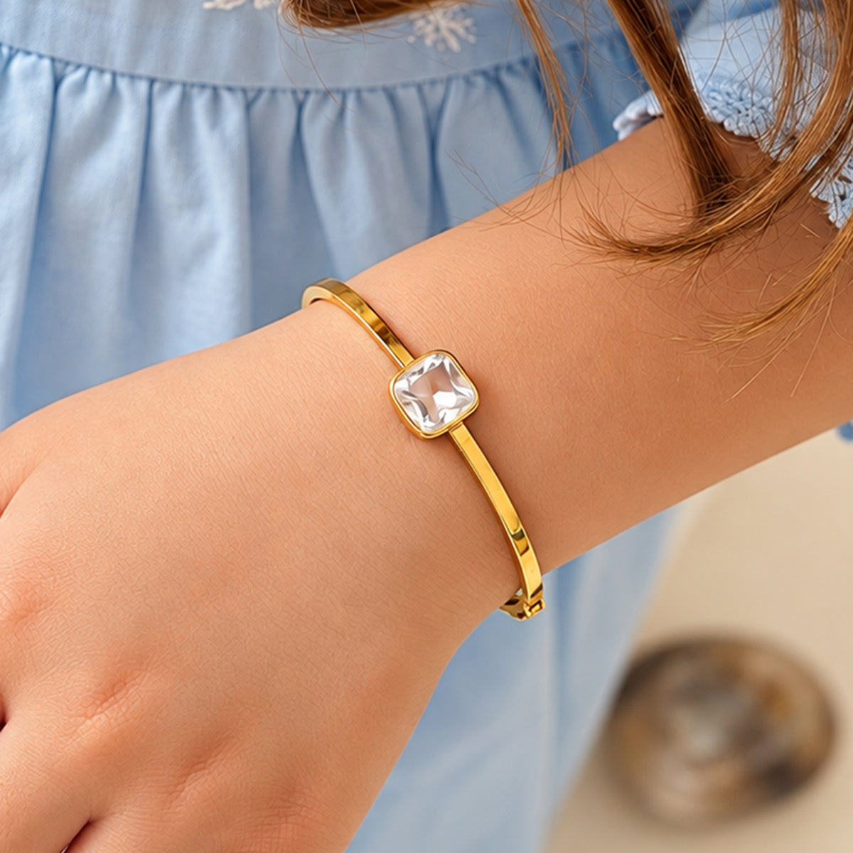 Artklim Luxe Butterfly Charm Gold-Tone Anti-Tarnish Kids Bracelet