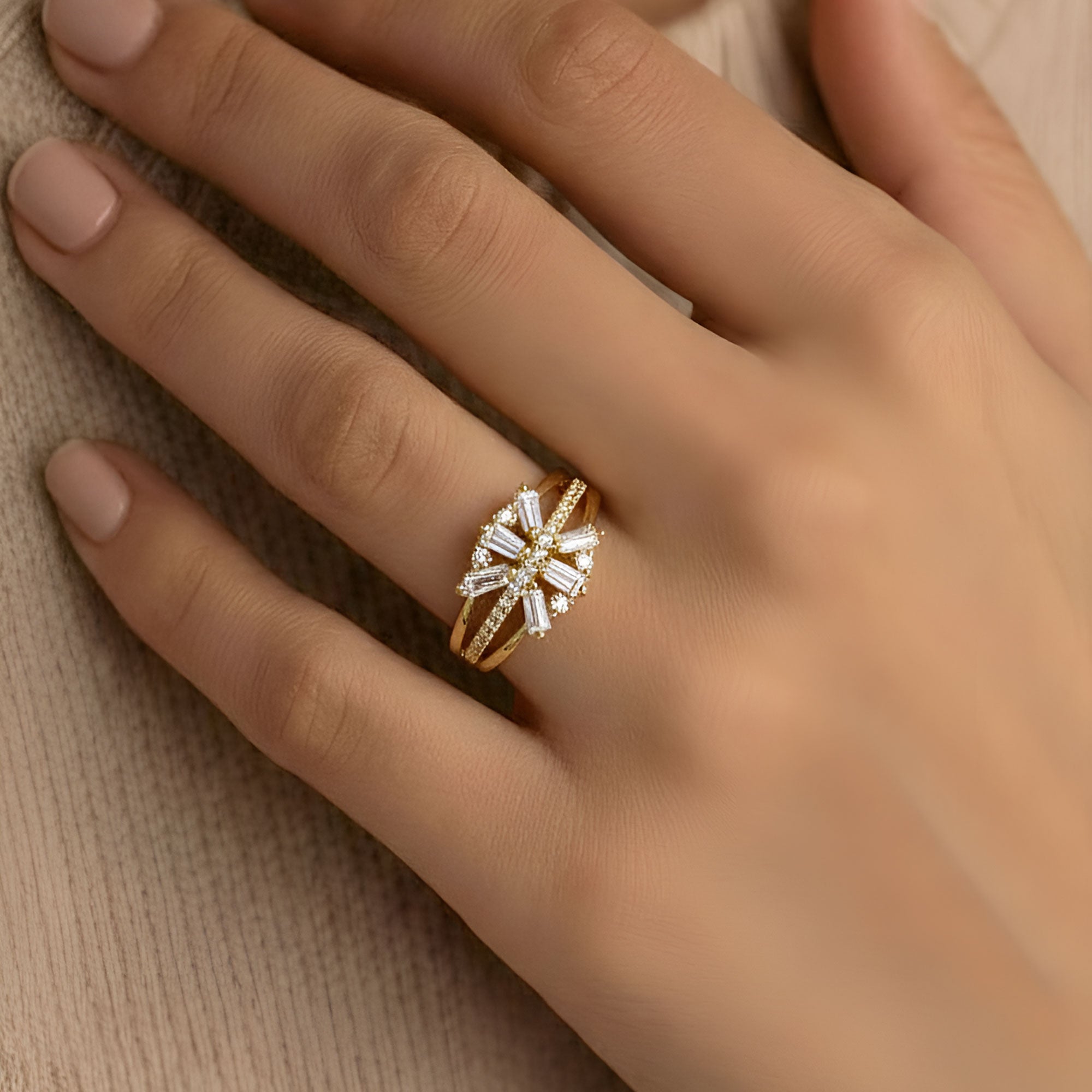 Artklim Gold-Plated Floral Radiance Anti-Tarnish Ring