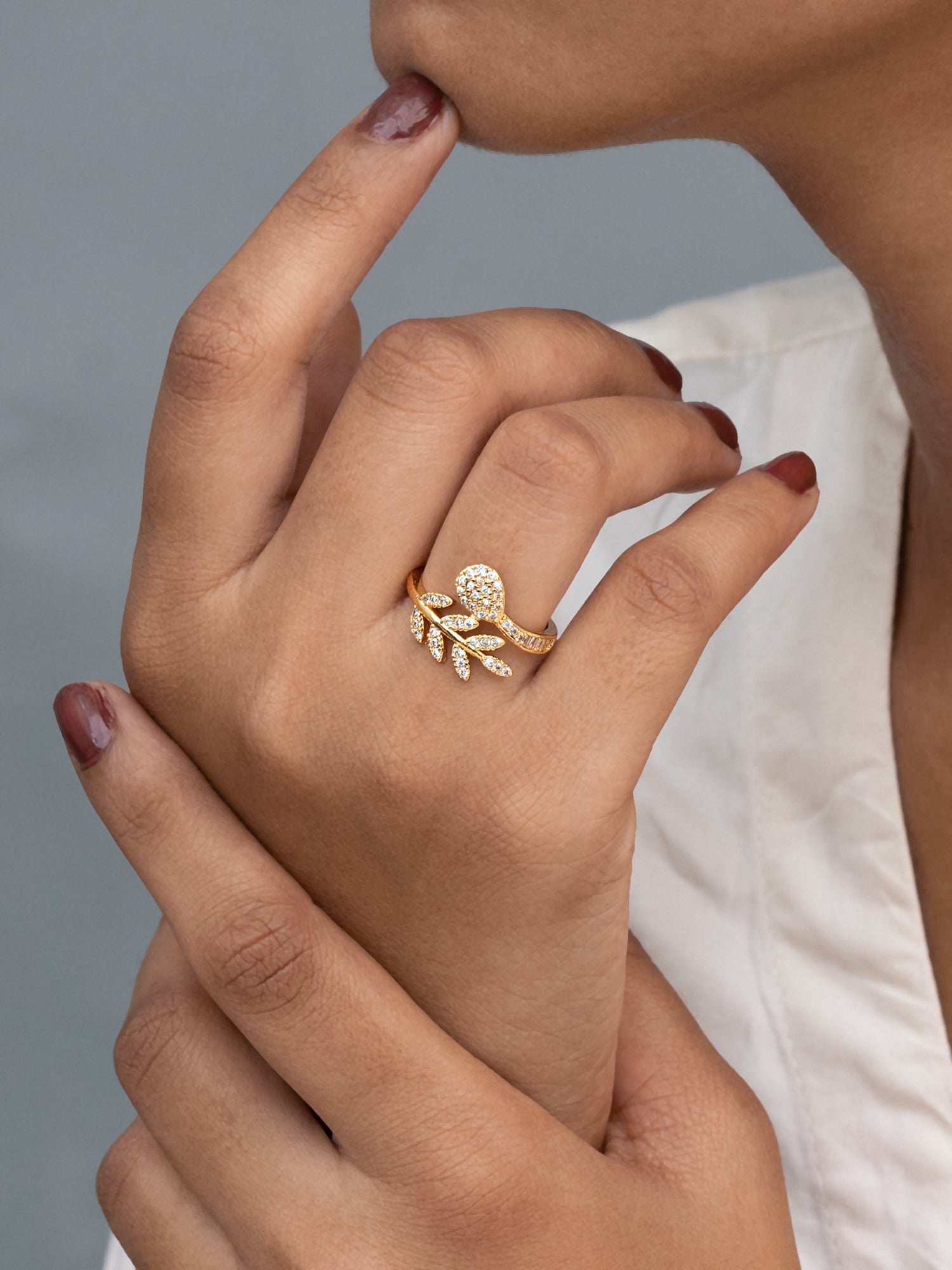 Artklim Gold-Plated Leafy Elegance Anti-Tarnish Ring