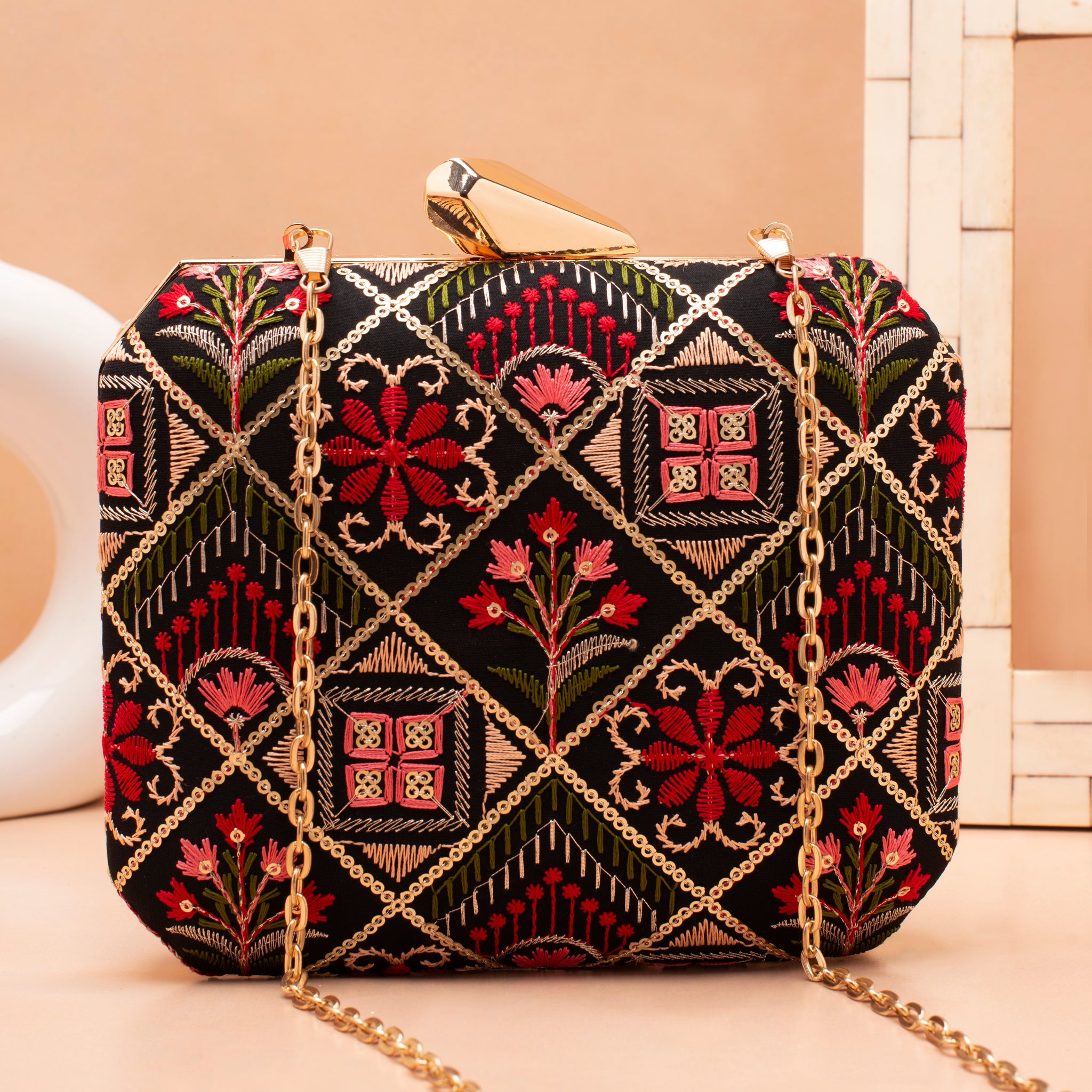 Artklim Black Red Floral Threadwork Embroidery Clutch