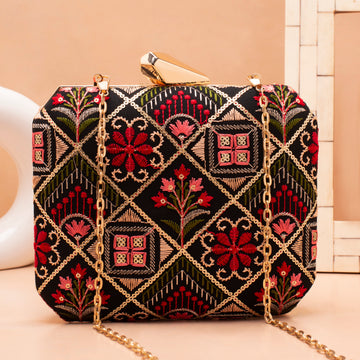 Artklim Black Red Floral Threadwork Embroidery Clutch