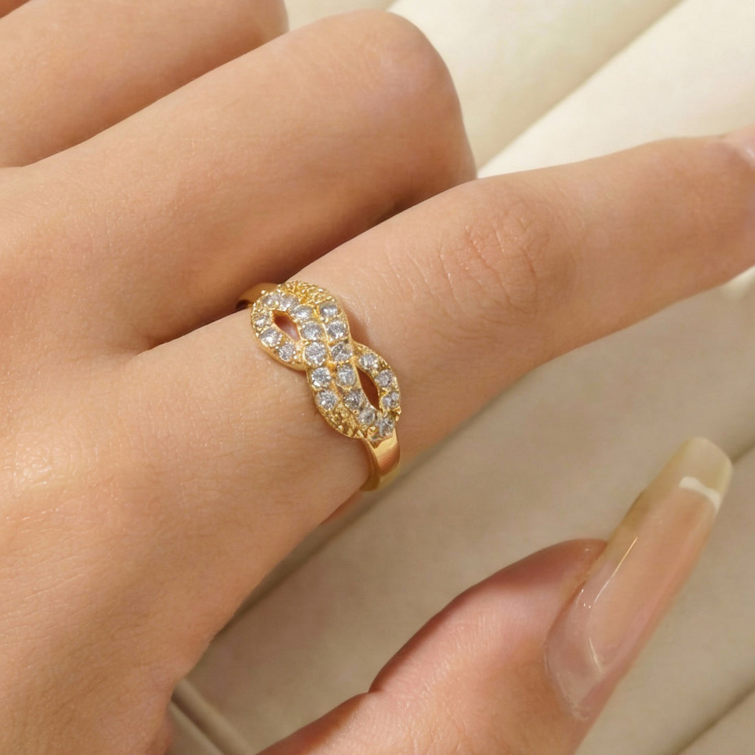 Artklim Gold-Plated Infinity Sparkle Design Anti-Tarnish Ring