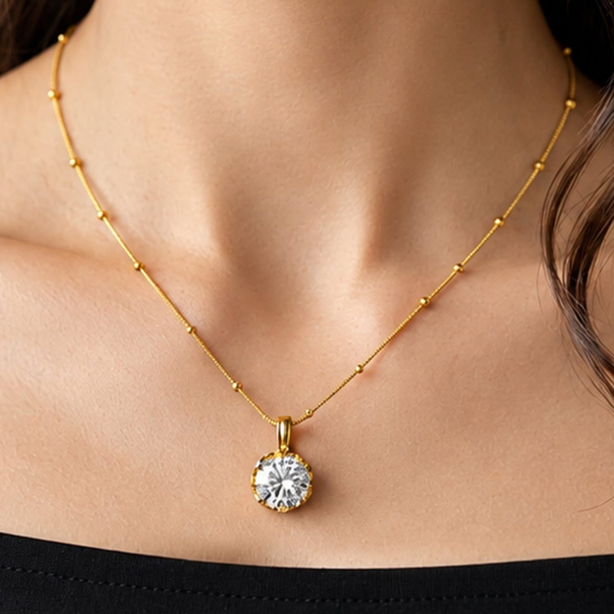 Artklim Elegant Round Solitaire Crystal Gold Anti-Tarnish Pendant Necklace