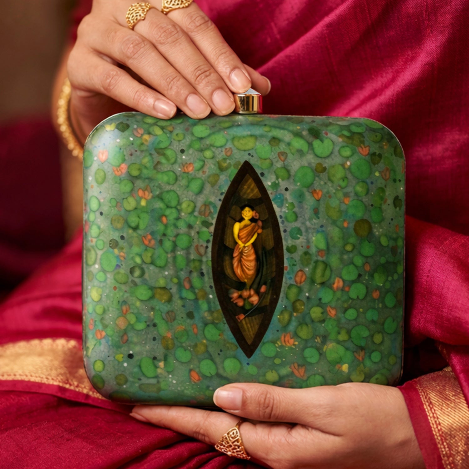 Artklim Green Serenity Printed Clutch