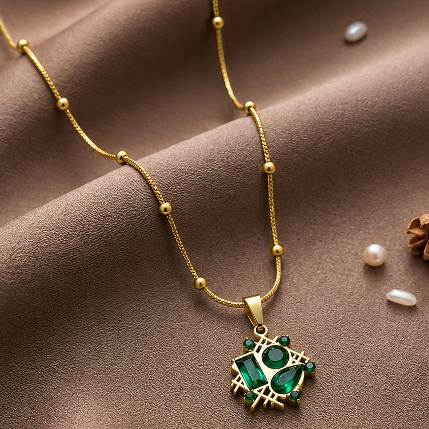 Artklim Emerald Geometric Gold Anti-Tarnish Pendant Necklace