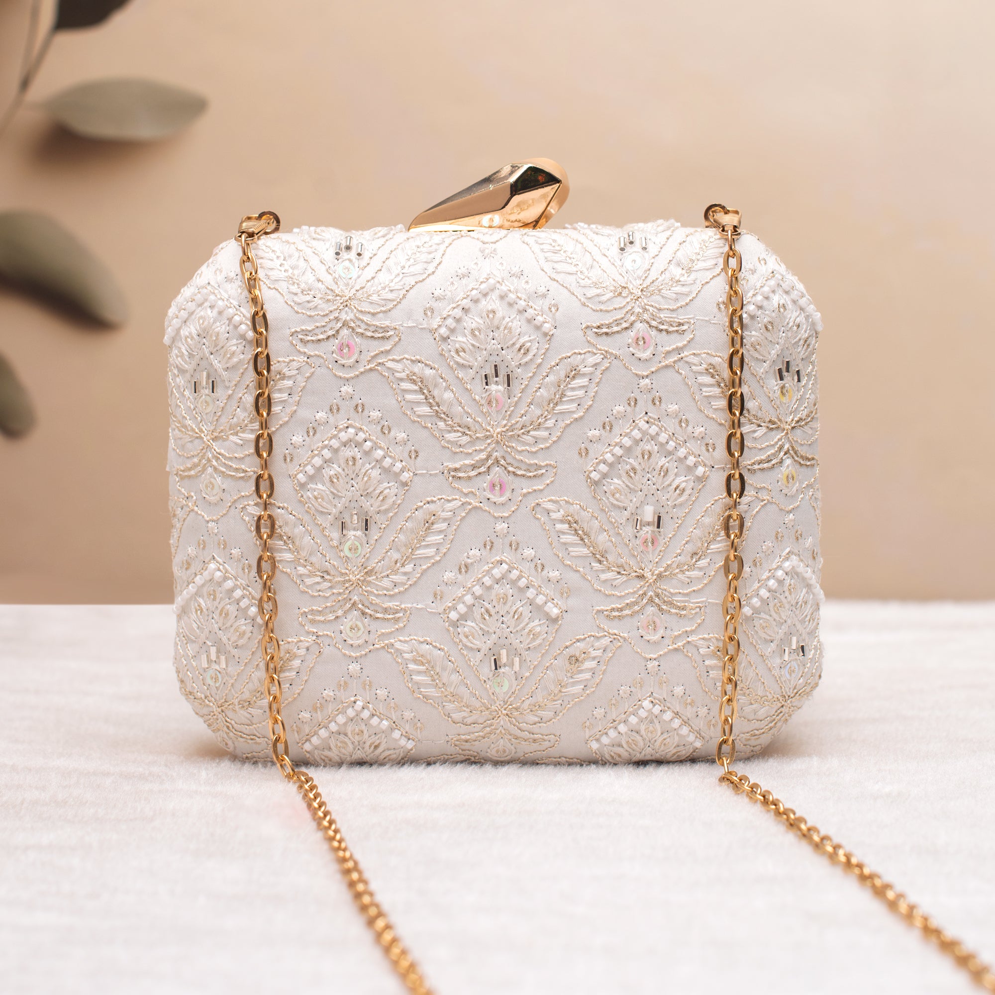 Artklim Mosaic Embroidery Clutch