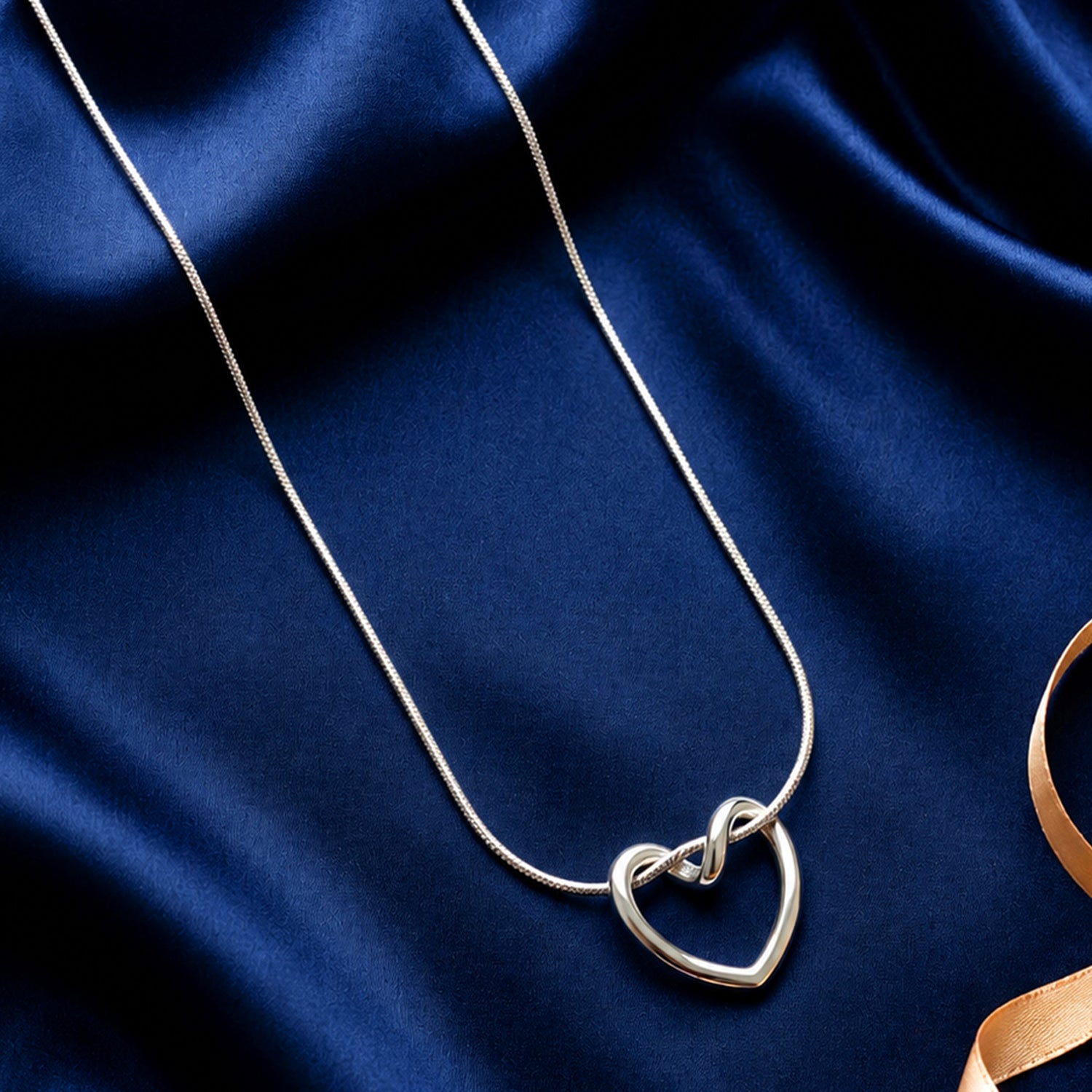 Artklim Silver Heart Knot Anti-Tarnish Pendant Necklace