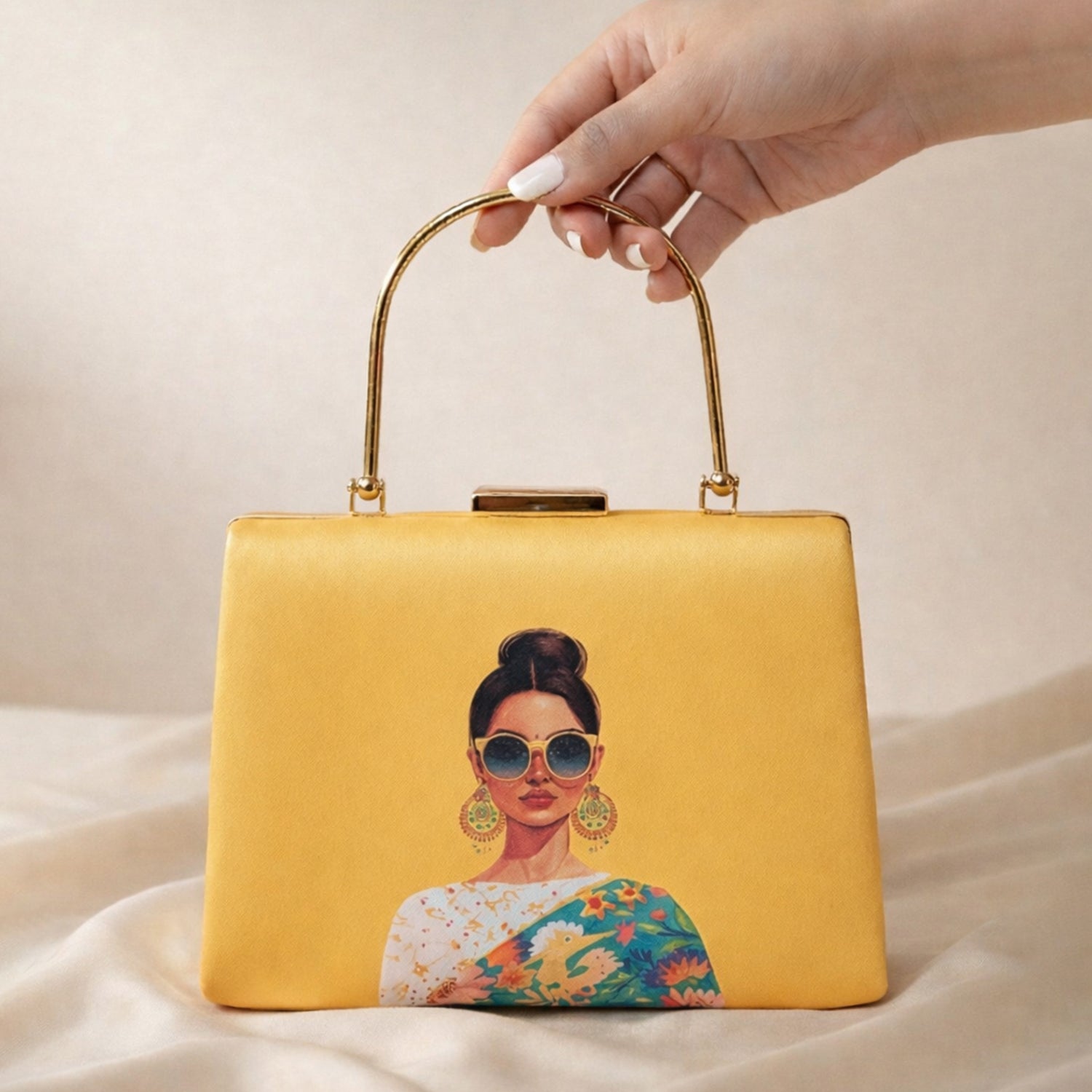 Artklim Yellow Based Classy Women Printed Clutch