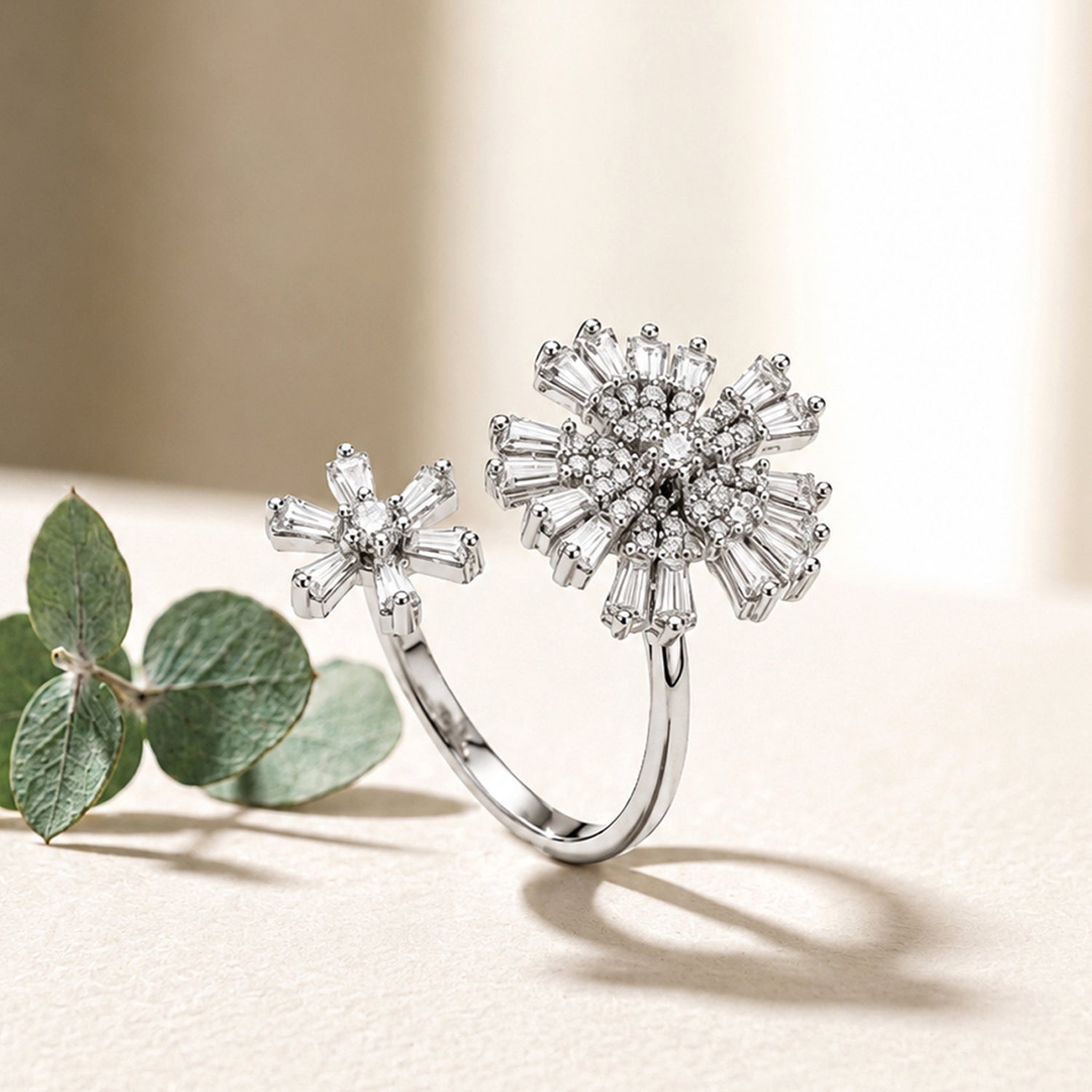 Artklim Silver Snowflake Daisy Revolving Flower Crystal Adjustable Anti-Tarnish Copper Ring