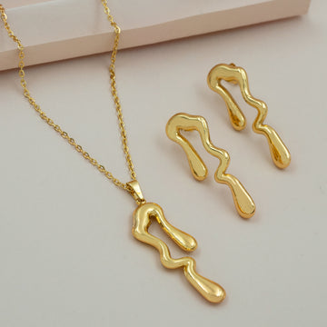 ARTKLIM Golden Bloom Pendant & Earring Set
