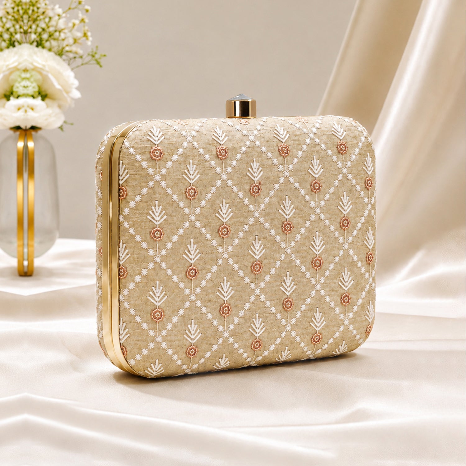 Artklim Beige Embroidered Floral Pattern Clutch