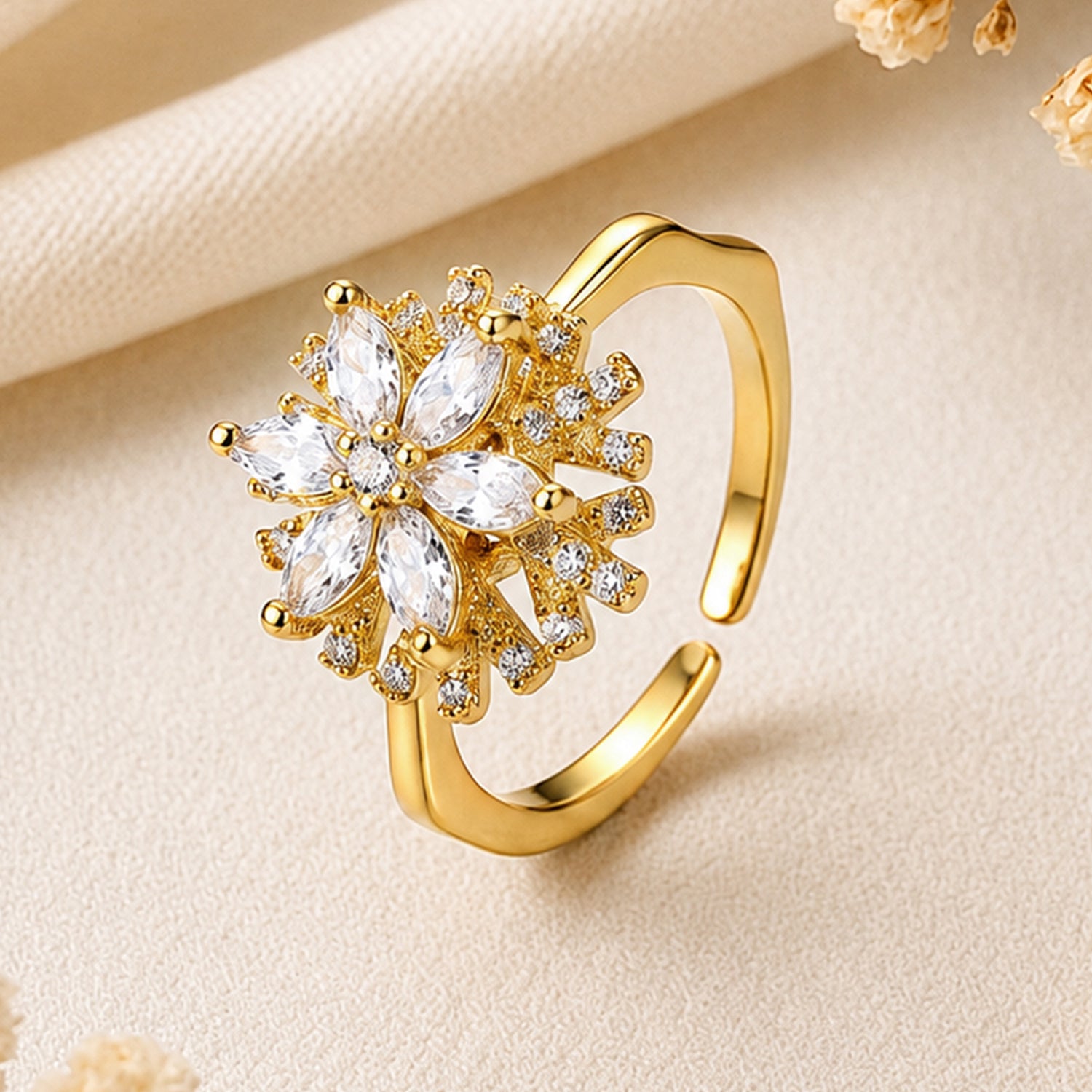 Artklim Gold Revolving Snowflake Flower Adjustable Anti-Tarnish Copper Ring