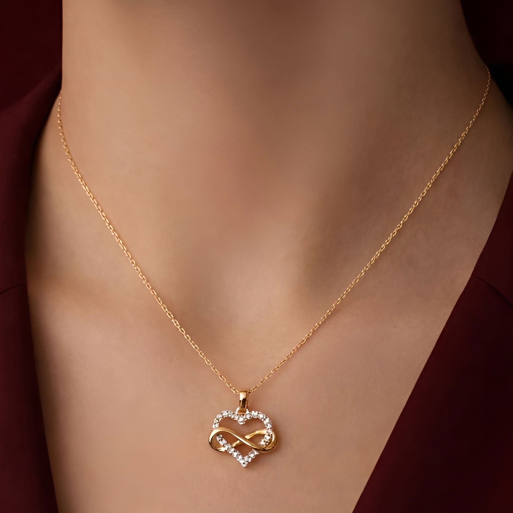 Artklim Gold-Plated Elegant Intertwined Heart Knot Anti-Tarnish Pendant Necklace