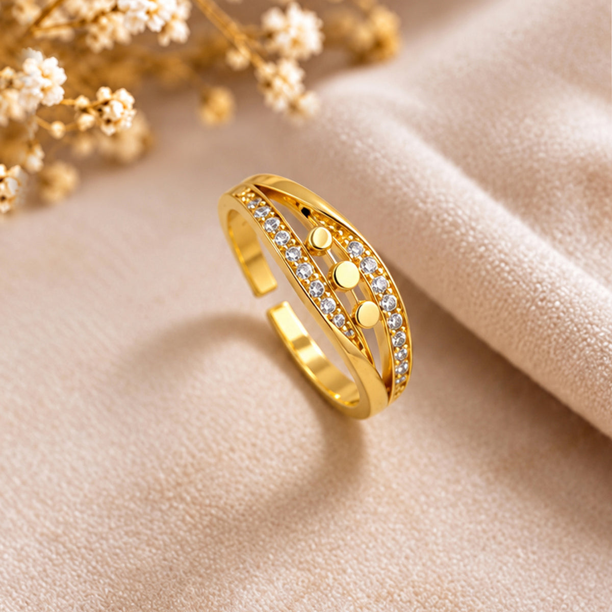 Artklim Modern Triple-Disc Crystal Gold-Tone Anti-Tarnish Ring