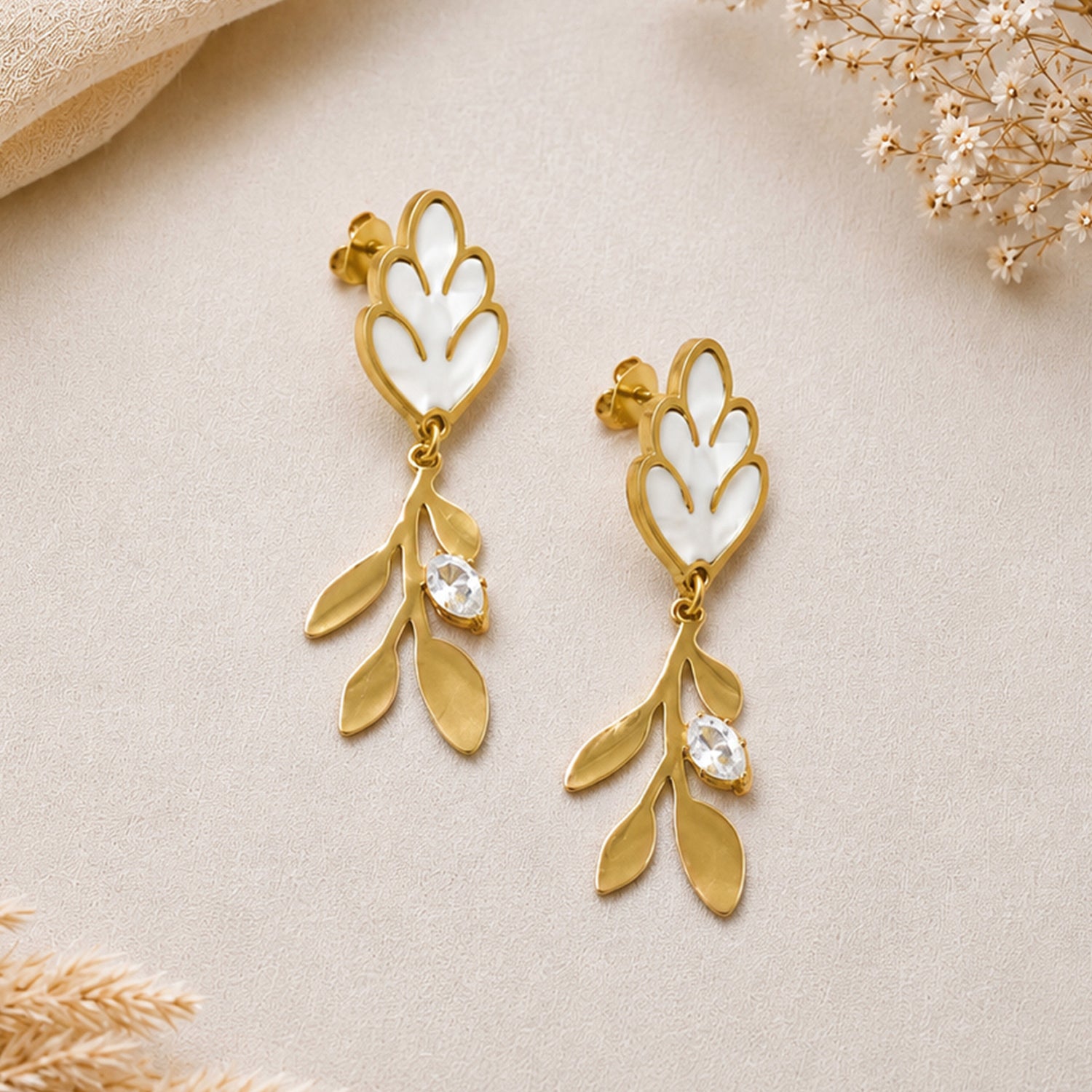 Artklim White Floral Leaf Drop Anti-Tarnish Earring