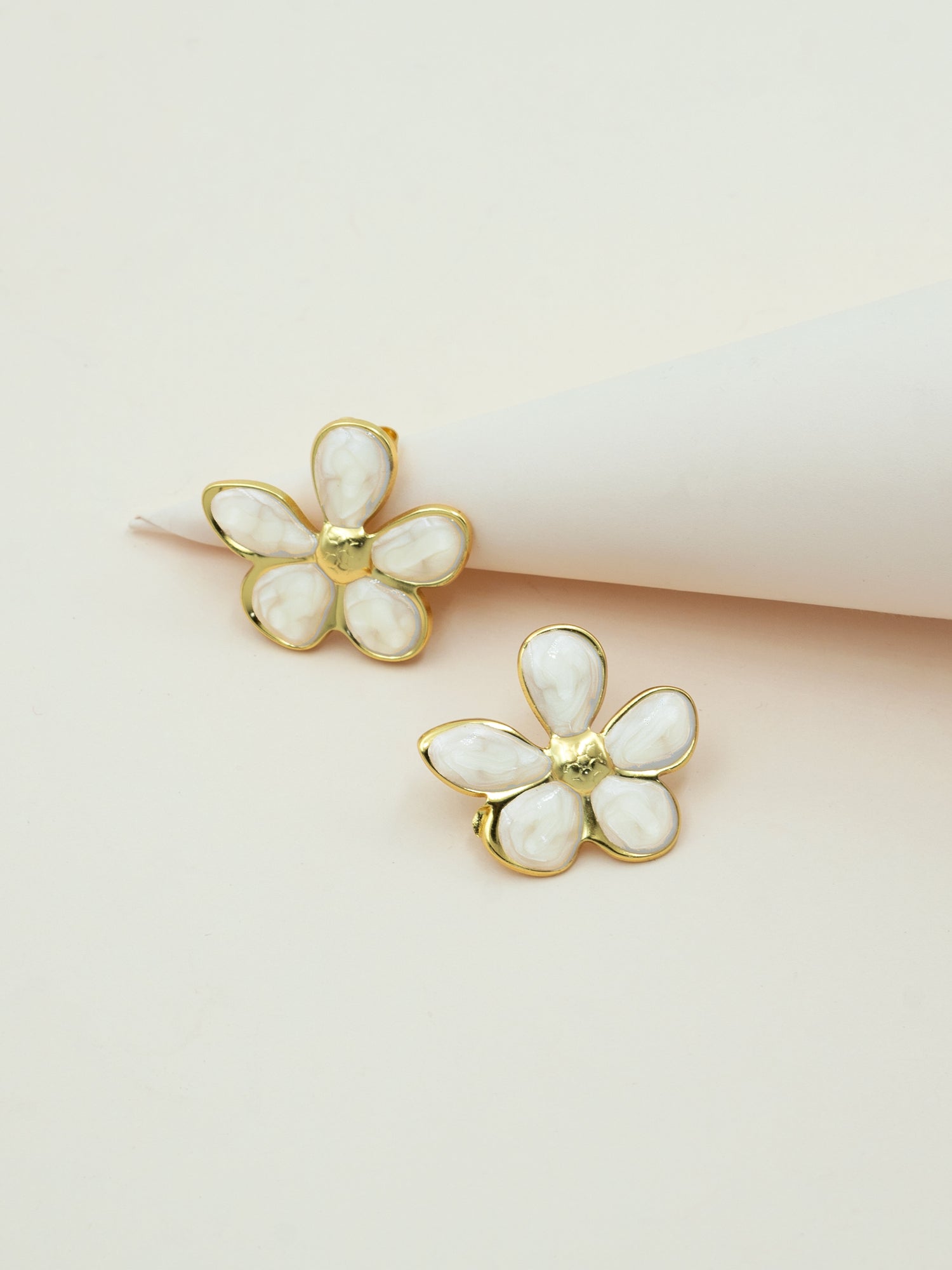 Artklim Floral Glow Studs Anti-Tarnish Earrings