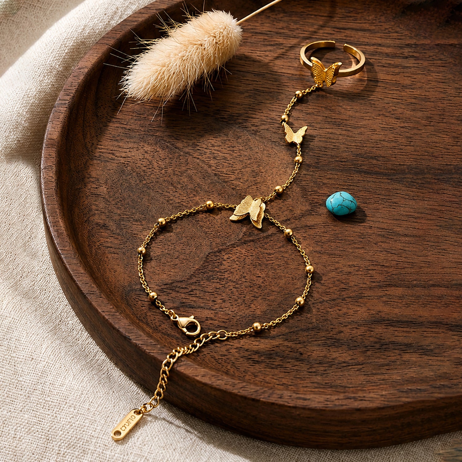 Artklim Golden Butterfly Charm Anti-Tarnish Ring Bracelet