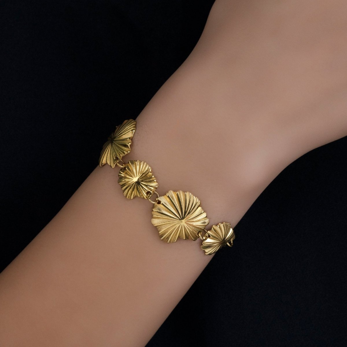 Artklim Gold Plated Classic Textured Floral Swirl Bracelet