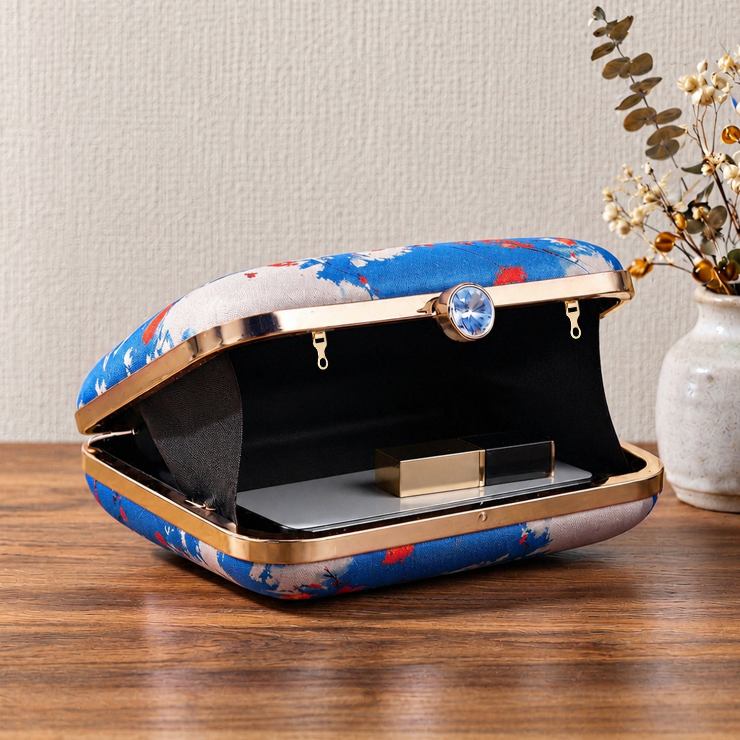 Artklim Elegant Floral Portrait Blue Printed Clutch