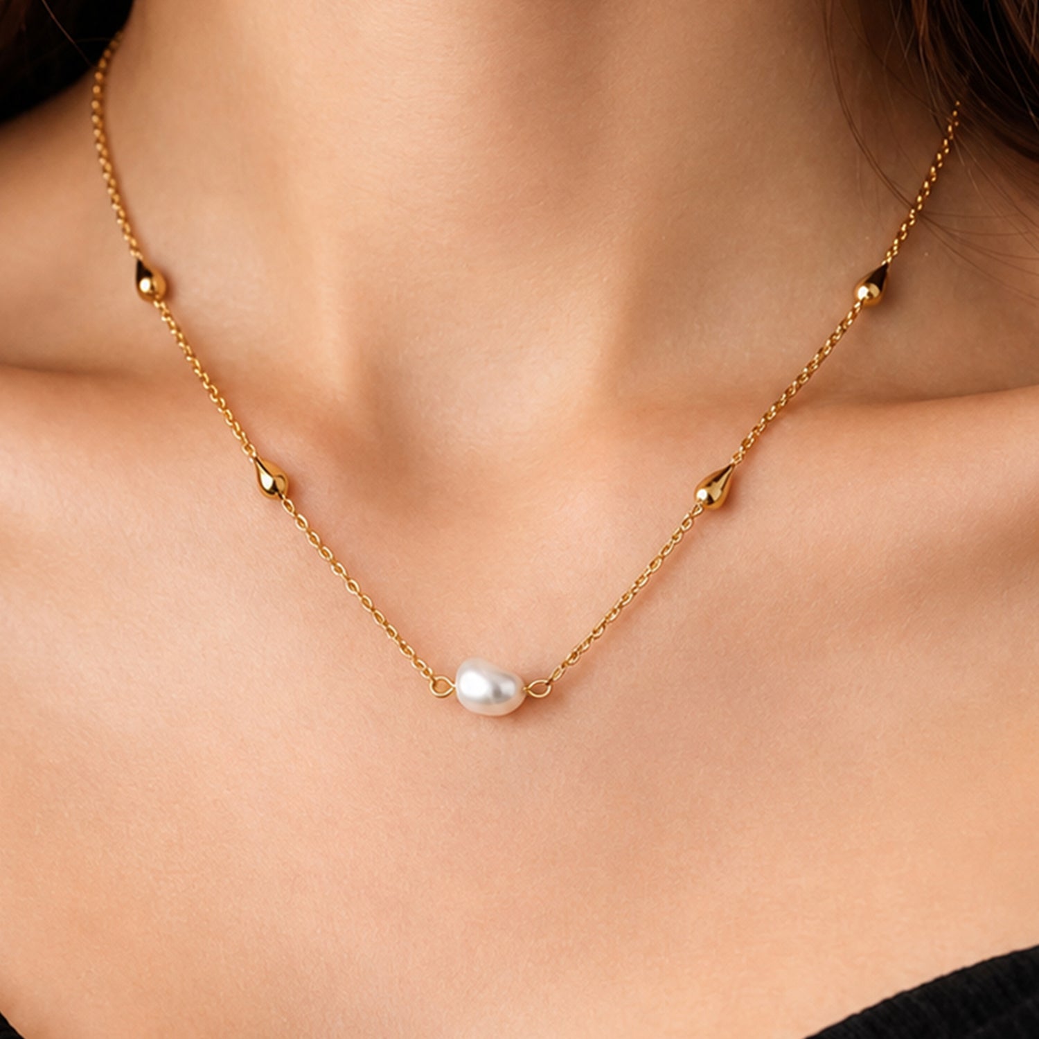Artklim Elegant Pearl Drop Gold Anti-Tarnish Pendant Necklace