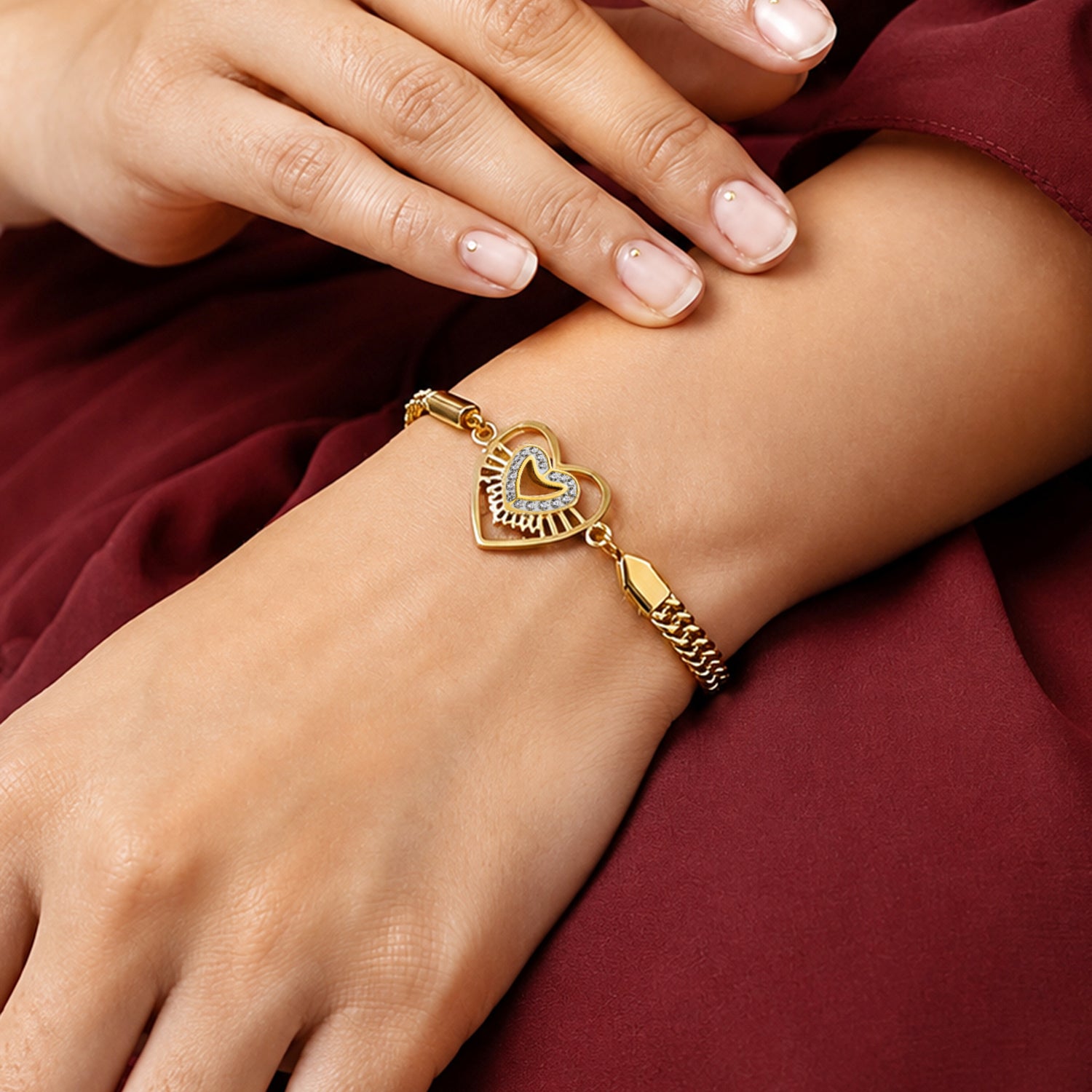 Artklim Crystal Heart Cuban Link Gold Bracelet Anti-Tarnish Bracelet
