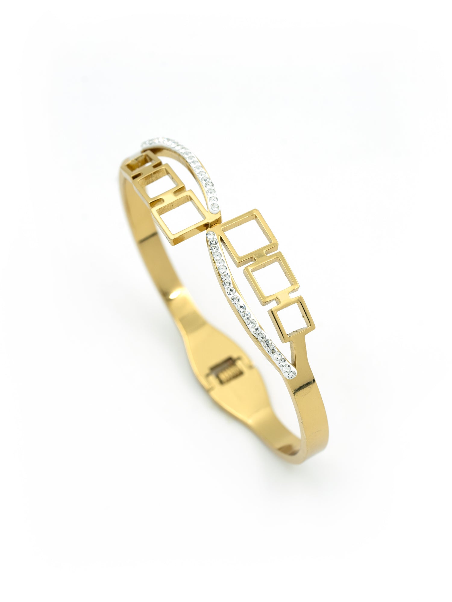 Artklim Gold Plated Geometry Design Anti Tarnish Bracelet