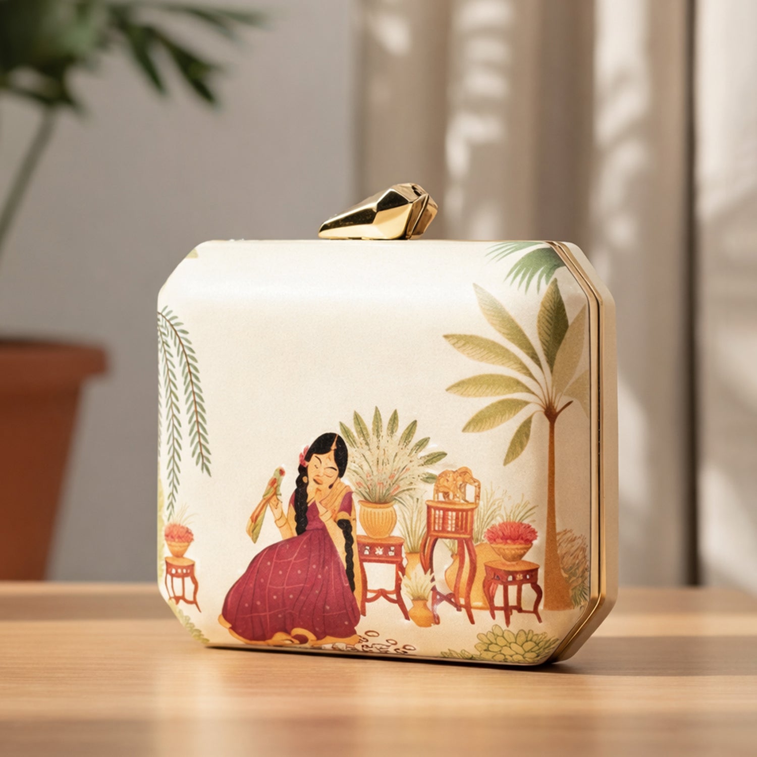 Artklim Vintage Courtyard Printed Clutch