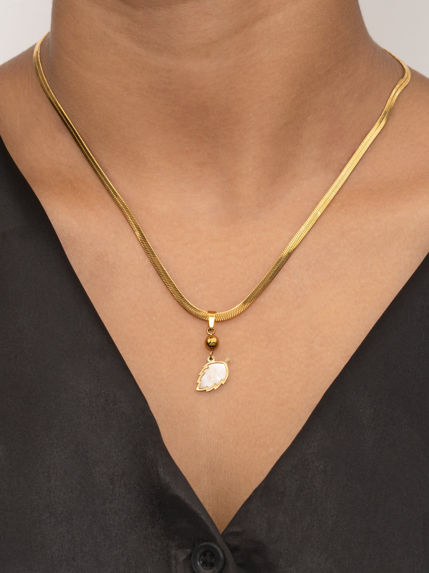 Arklim Leaf Pearl Glow Anti Tarnish Pendant