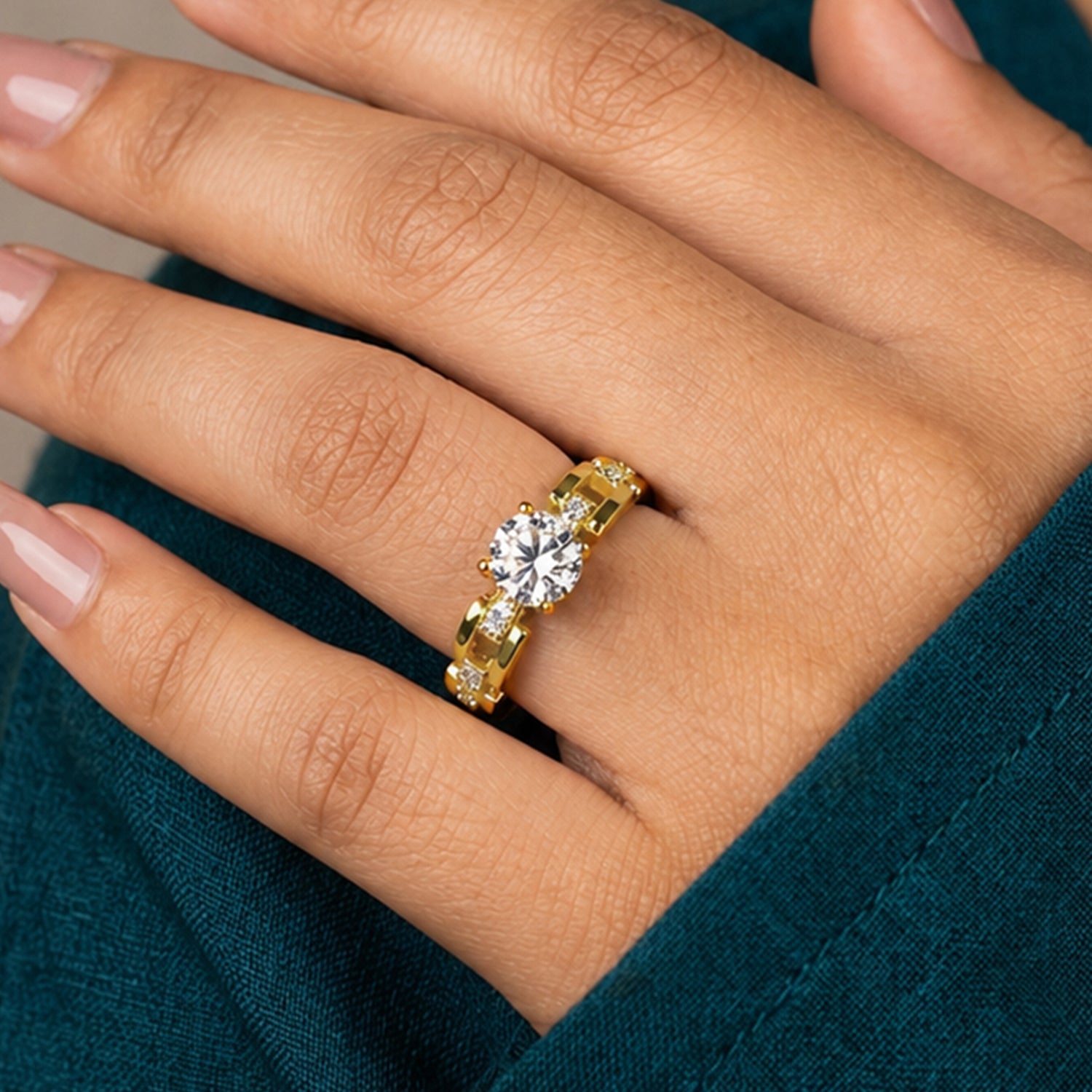 Artklim Elegant Gold Solitaire Crystal Anti-Tarnish Ring