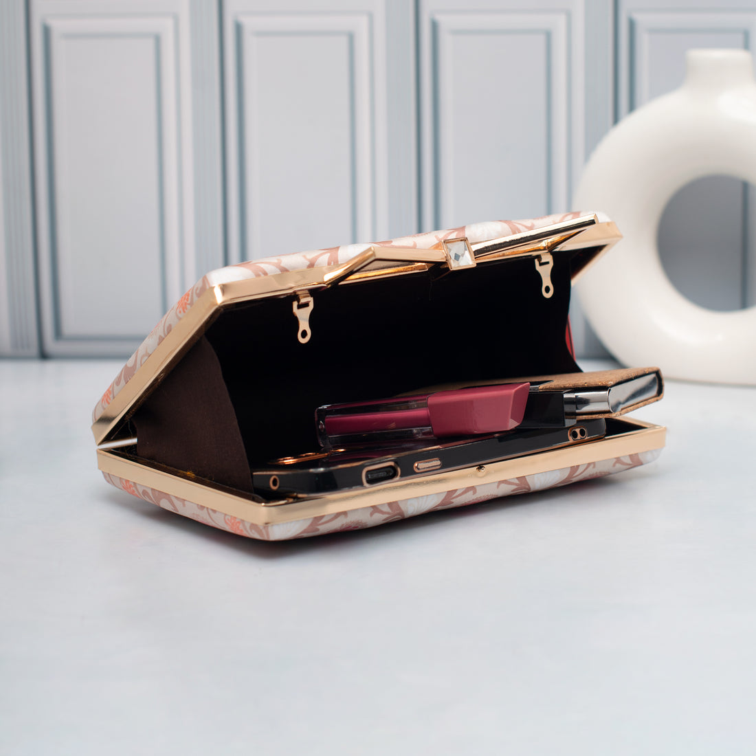 Artklim Blush Royale Motif Printed Clutch