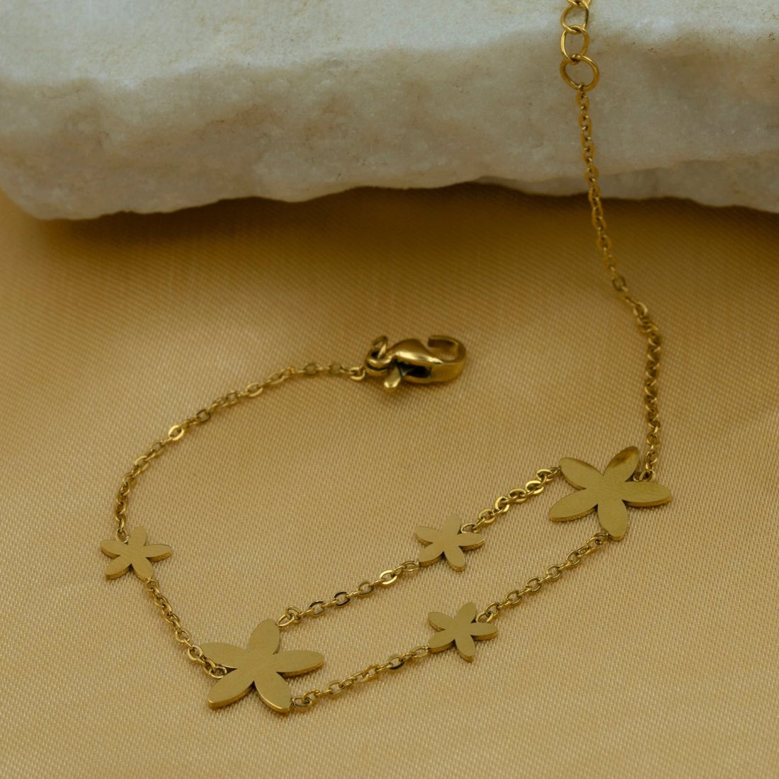 Artklim Gold Plated Floral Charms Bracelet