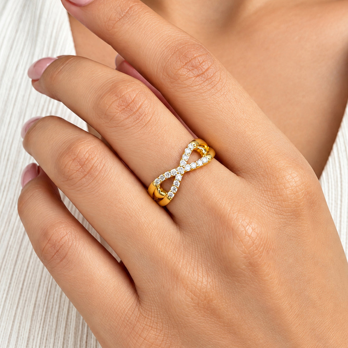 Artklim Luxe Infinity Knot Crystal Gold-Tone Anti-Tarnish Ring