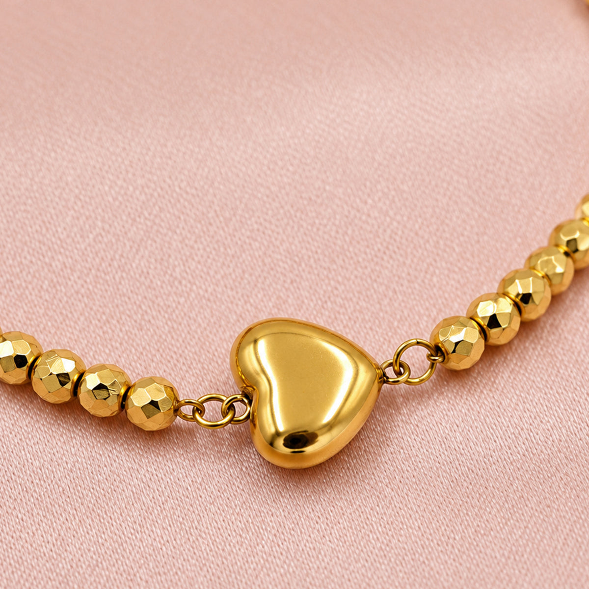 Artklim Luxe Heart Beaded Gold-Tone Anti-Tarnish Bracelet