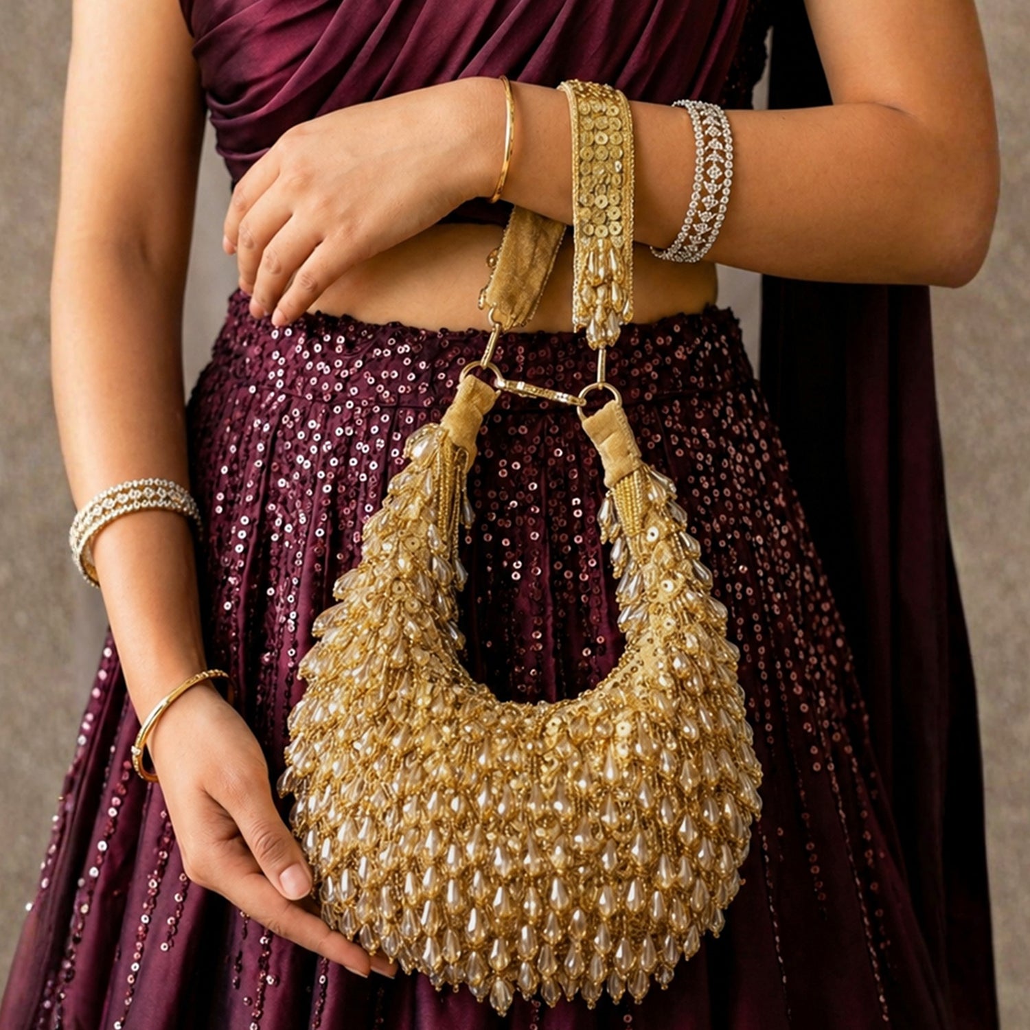 Artklim Luxe Golden Beaded Elegant Embroidery Clutch