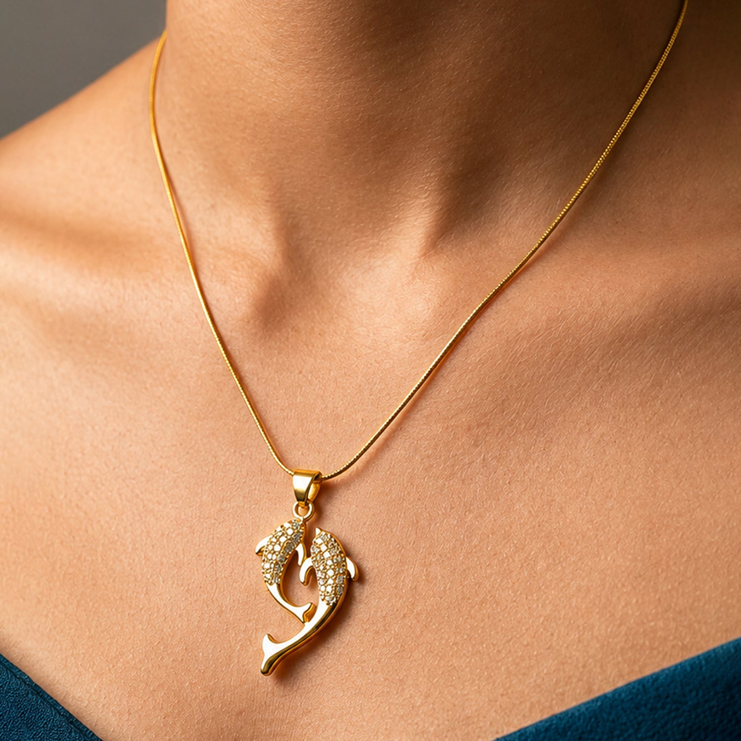 Artklim Twin Dolphin Crystal Anti-Tarnish Pendant Necklace