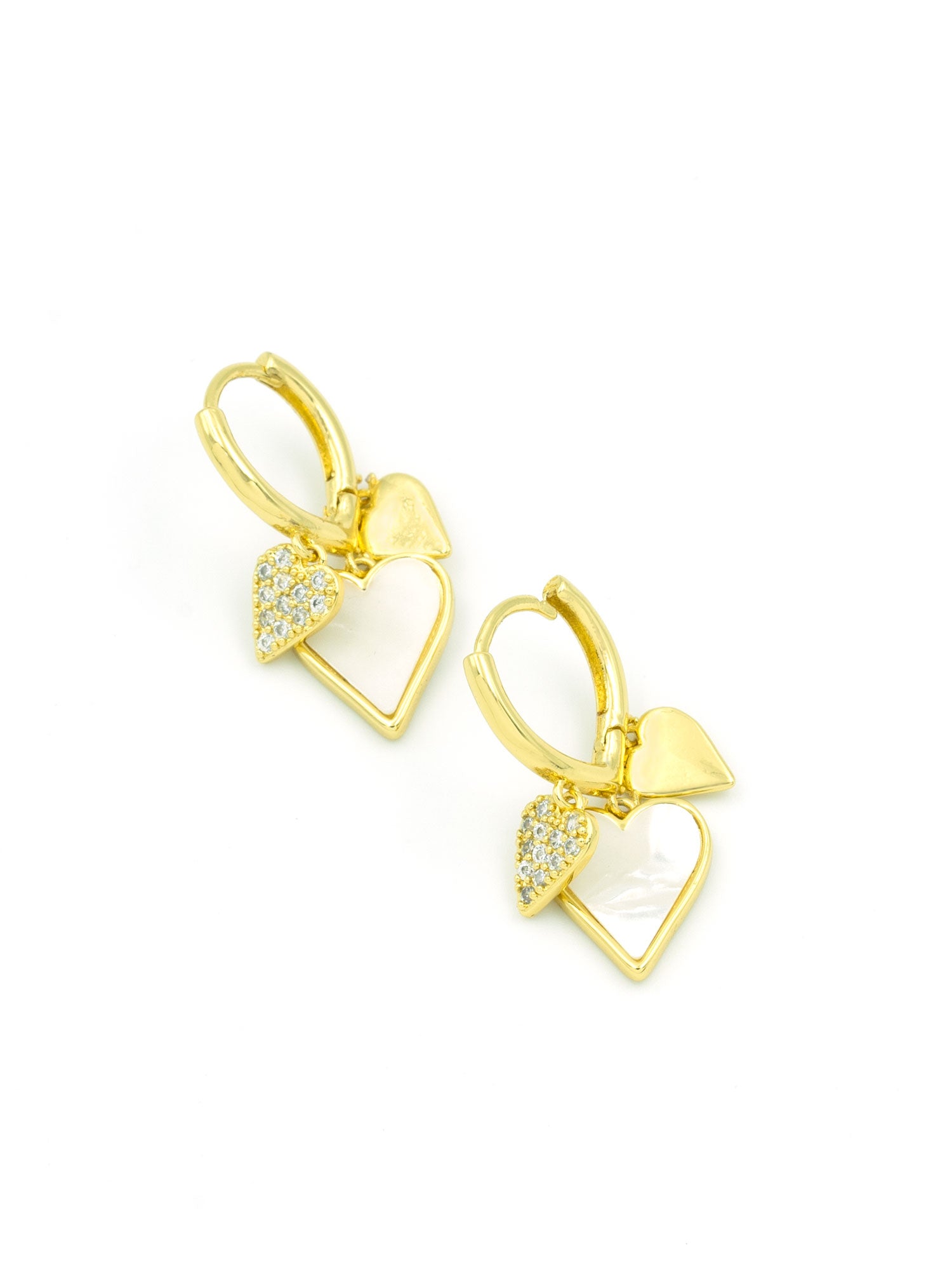 Artklim Pearl Fluter - Elegant Butterfly Studs