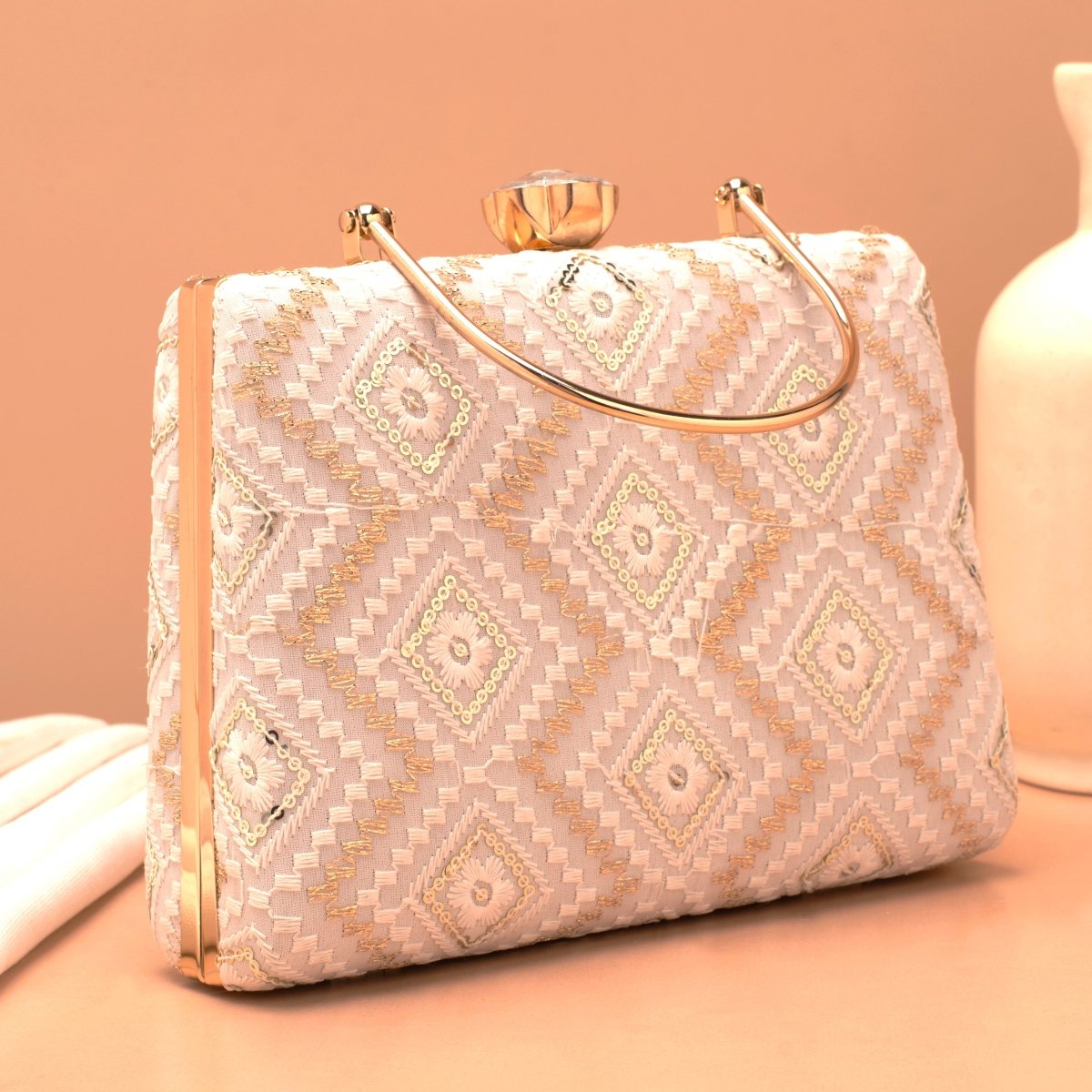 Artklim White Base Threadwork Embroidery Clutch