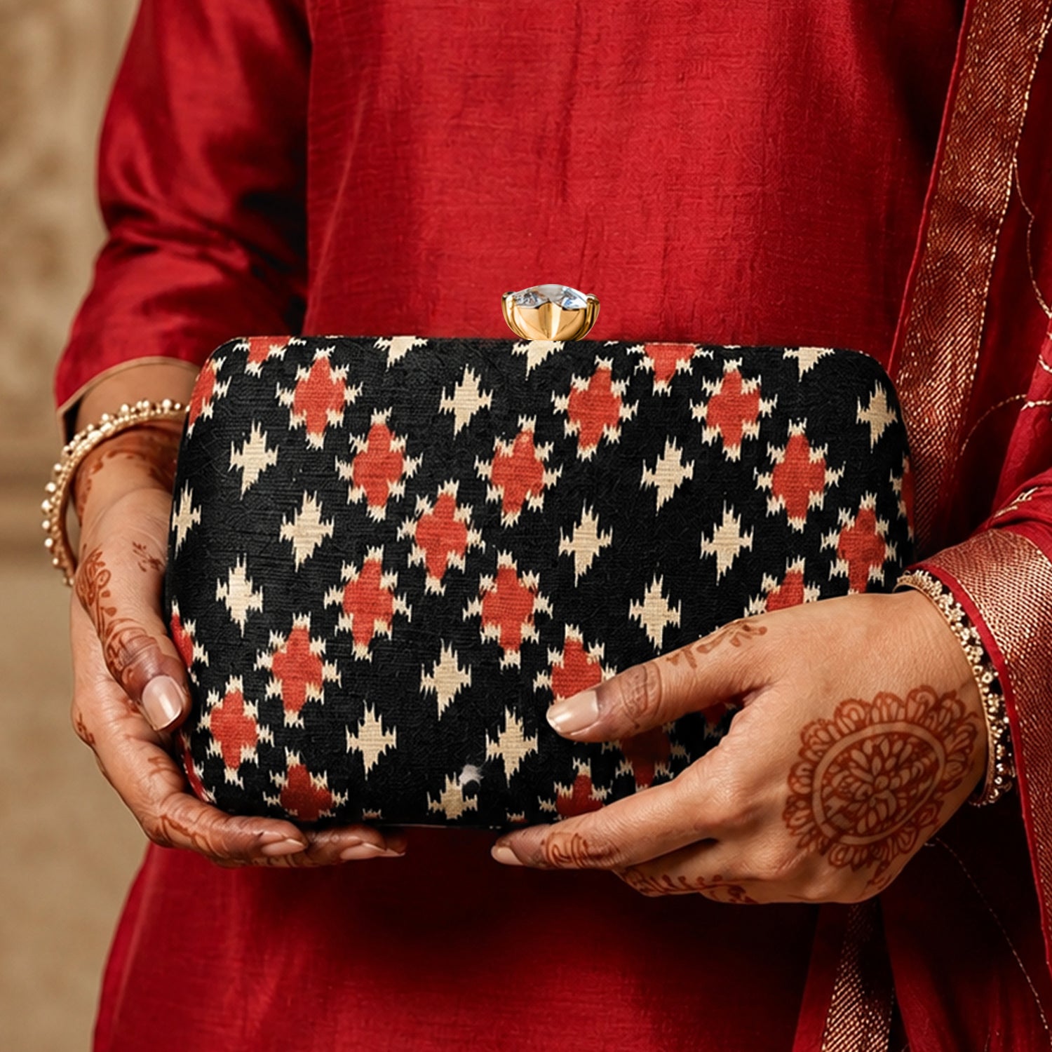 Artklim Black Rust Ethnic Geometric Pattern Printed Clutch