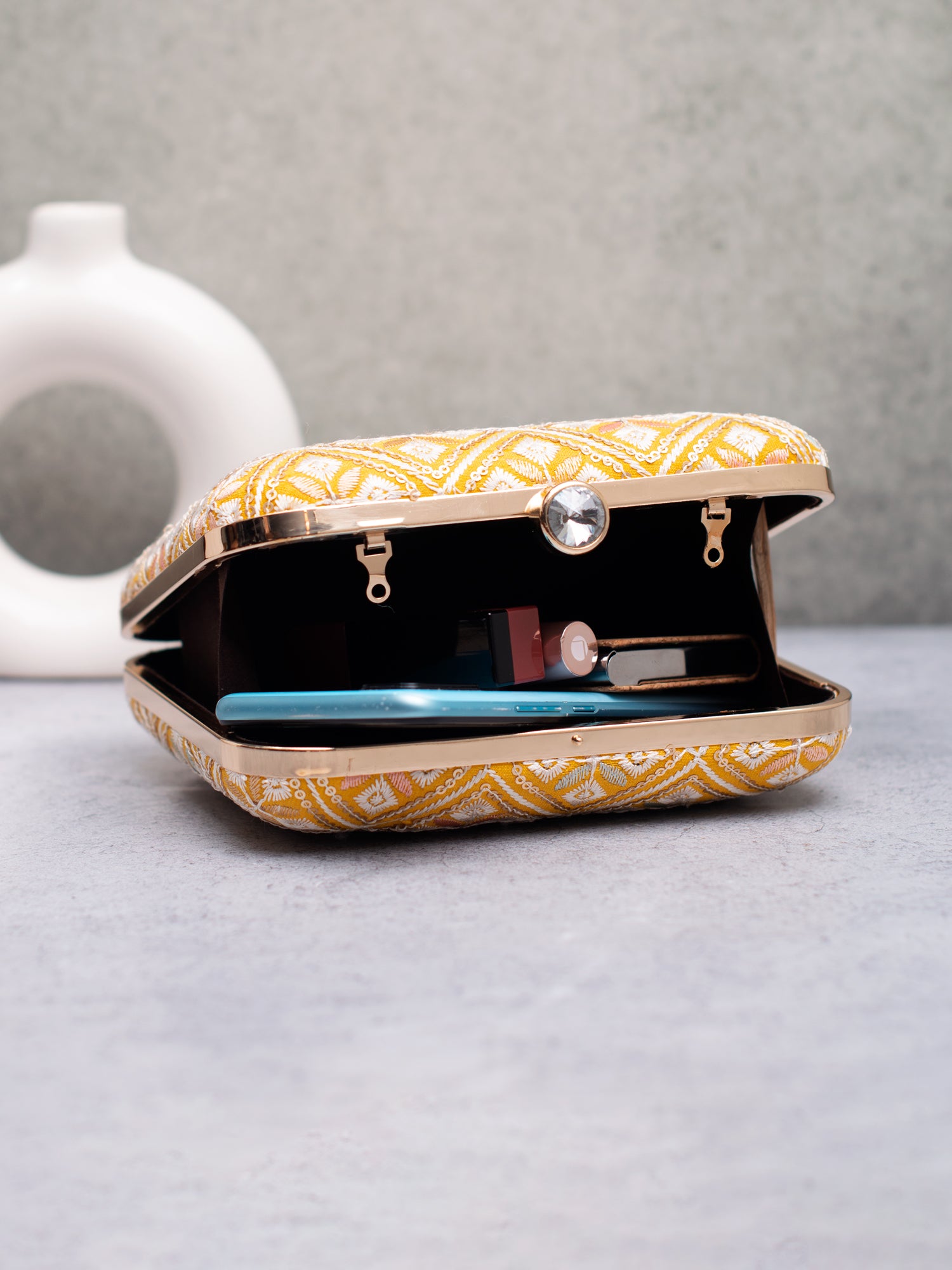 Artklim Golden Grace Clutch