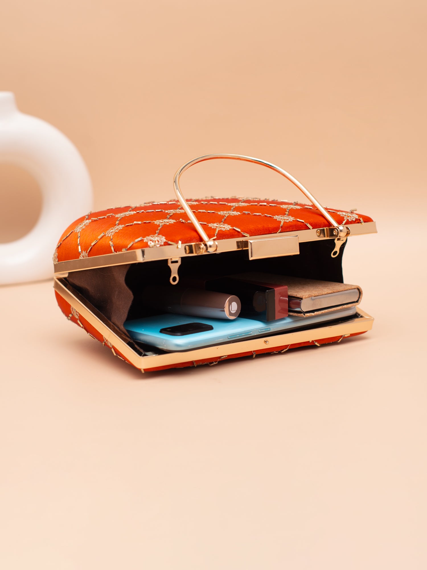 Artklim Crimson Charm Clutch