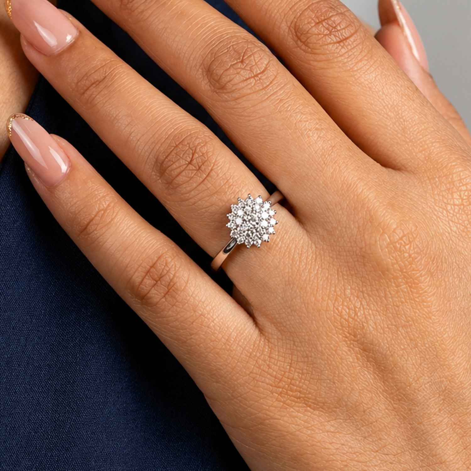 Artklim Silver Floral Cluster Anti-Tarnish Ring