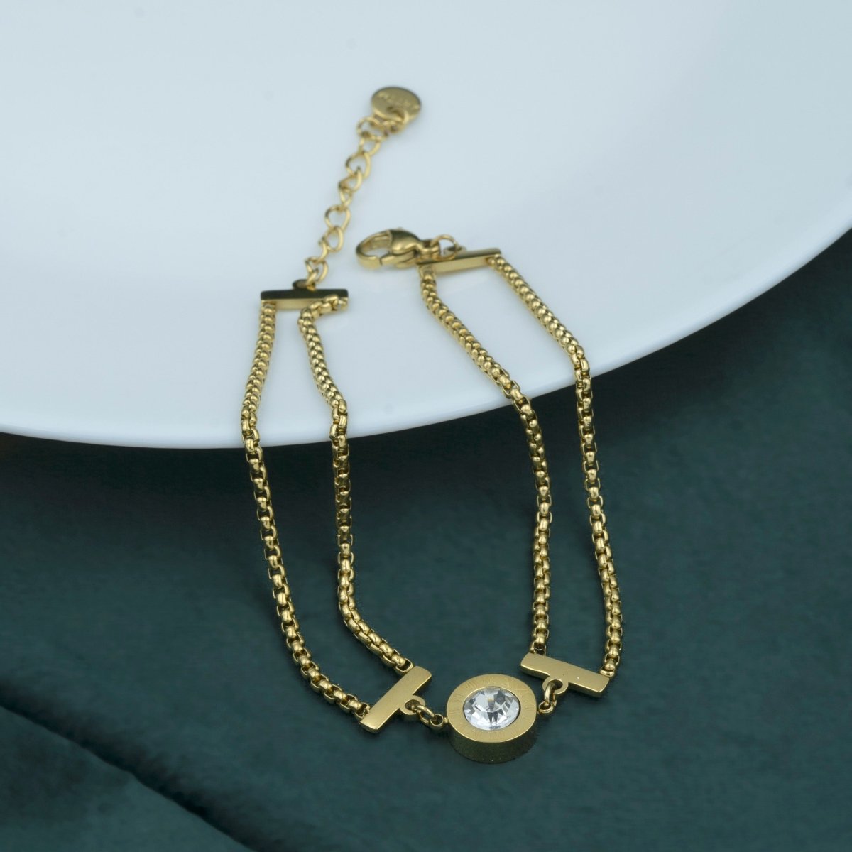 Artklim Gold Plated Round Pendant Bracelet