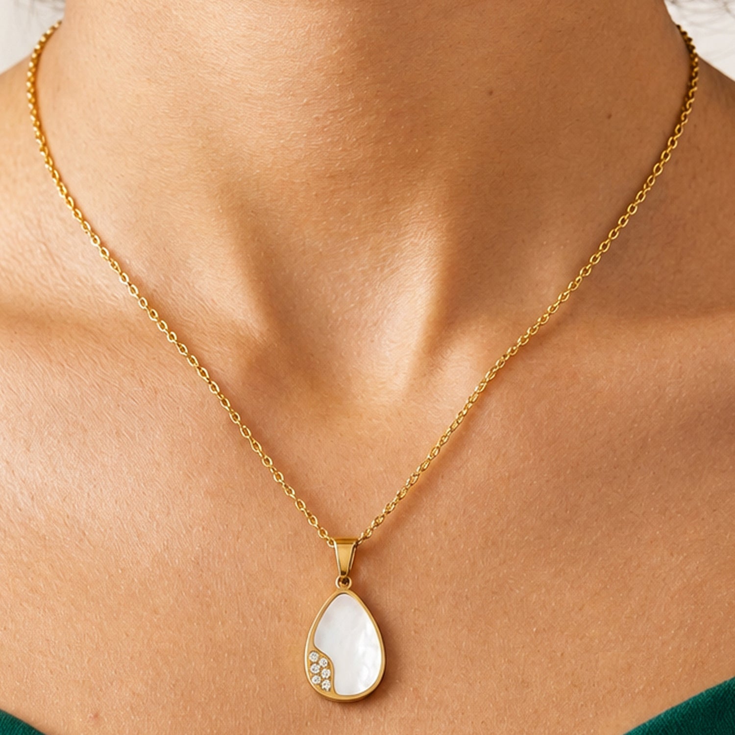 Artklim Mother of Pearl Teardrop Gold Anti-Tarnish Pendant Necklace
